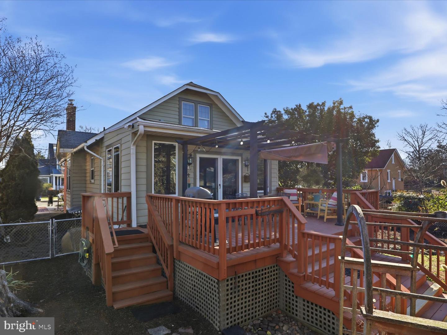 2406 LESLIE AVE, ALEXANDRIA, Virginia 22301, 4 Bedrooms Bedrooms, ,3 BathroomsBathrooms,Residential,For sale,2406 LESLIE AVE,VAAX2053246 MLS # VAAX2053246 2406 LESLIE AVE, ALEXANDRIA, Virginia 22301, 4 Bedrooms Bedrooms, ,3 BathroomsBathrooms,Residential,For sale,2406 LESLIE AVE,VAAX2053246 MLS # VAAX2053246