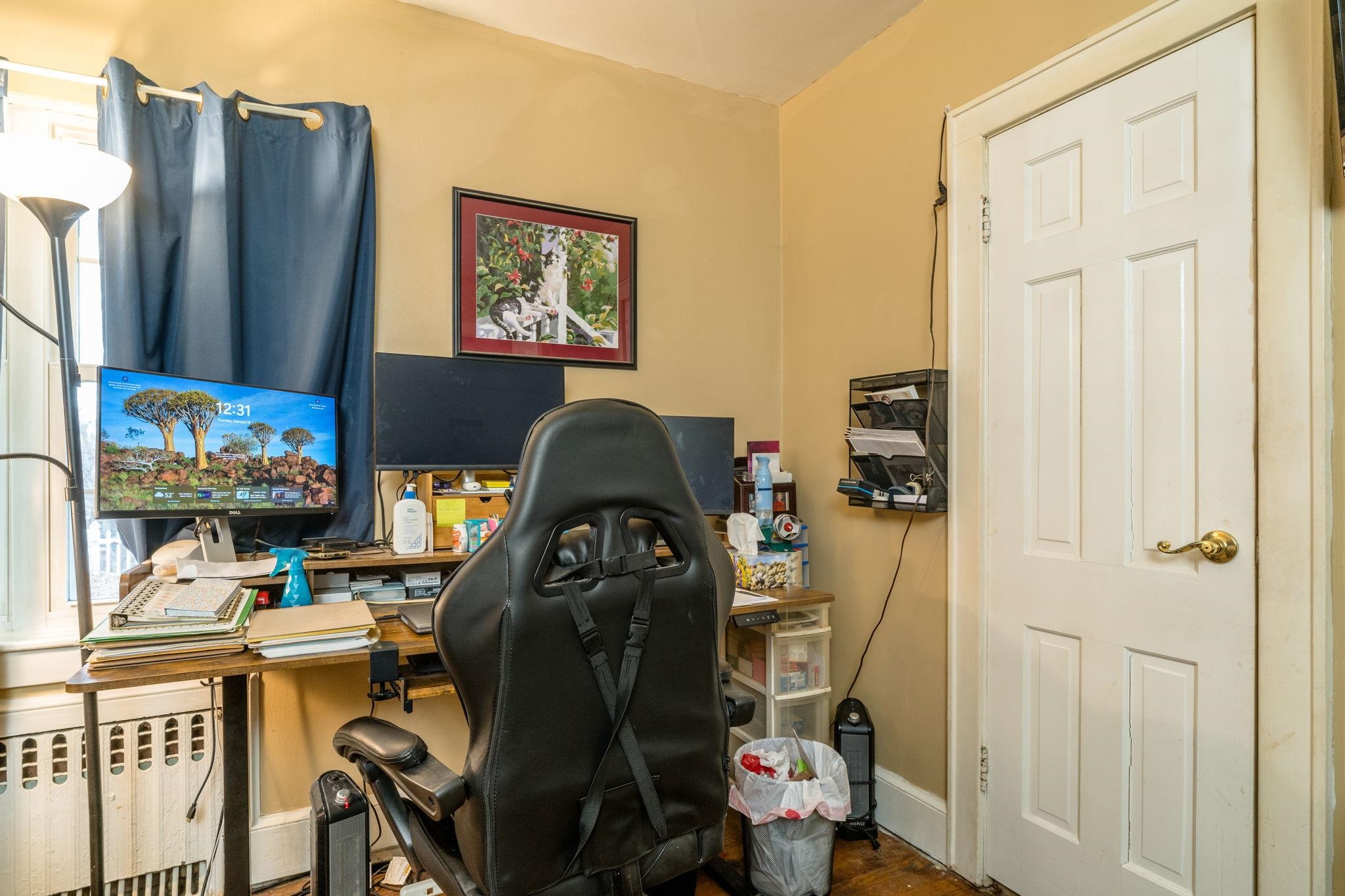 200 MONUMENT AVE, HARRISONBURG, Virginia 22801, 5 Bedrooms Bedrooms, ,2 BathroomsBathrooms,Residential,200 MONUMENT AVE,673432 MLS # 673432