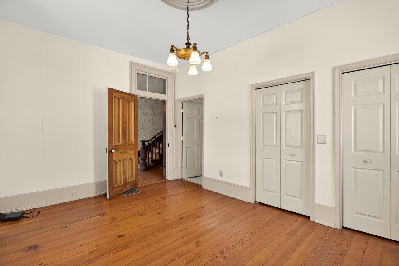 17442 EVERGREEN VALLEY RD, TIMBERVILLE, Virginia 22853, 6 Bedrooms Bedrooms, ,3 BathroomsBathrooms,Residential,