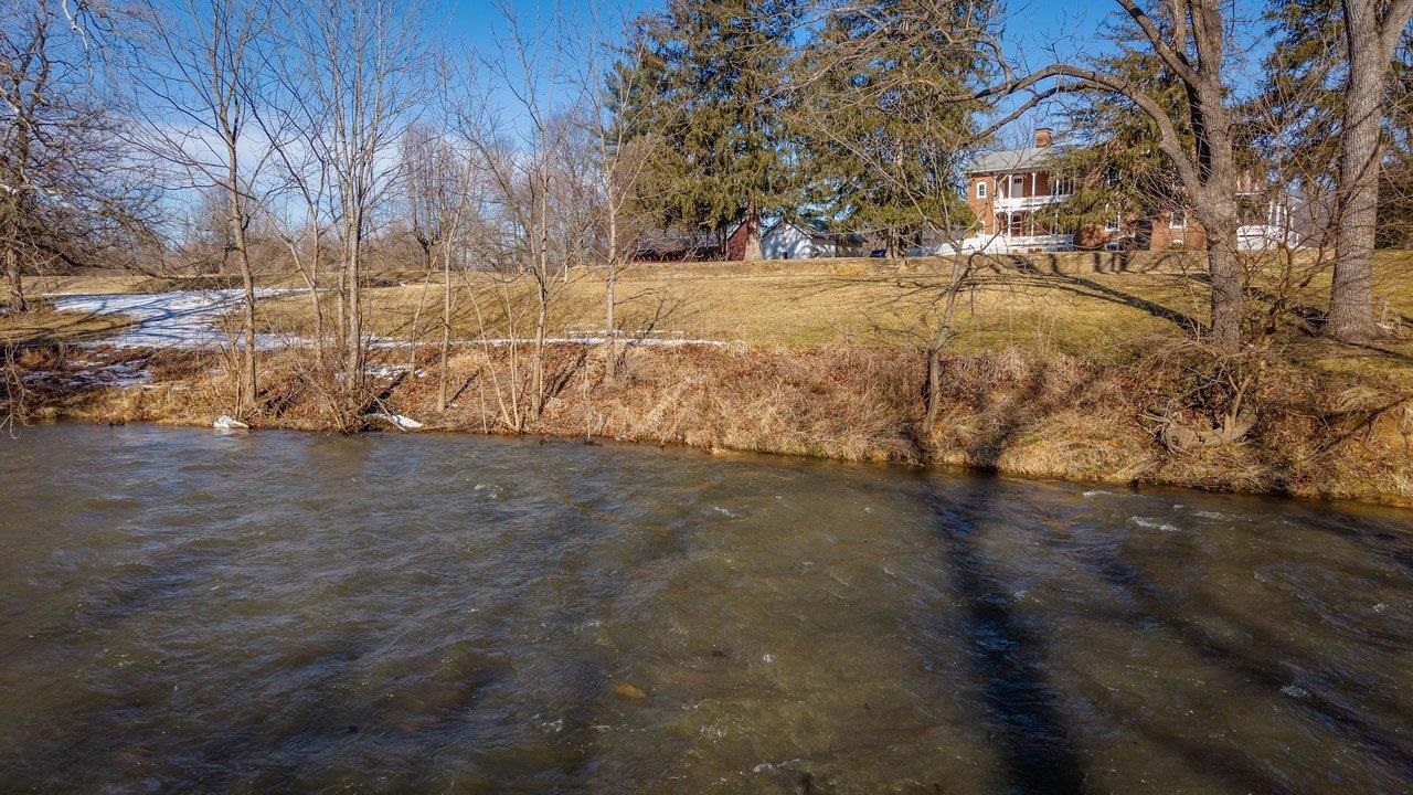 17442 EVERGREEN VALLEY RD, TIMBERVILLE, Virginia 22853, 6 Bedrooms Bedrooms, ,3 BathroomsBathrooms,Residential,