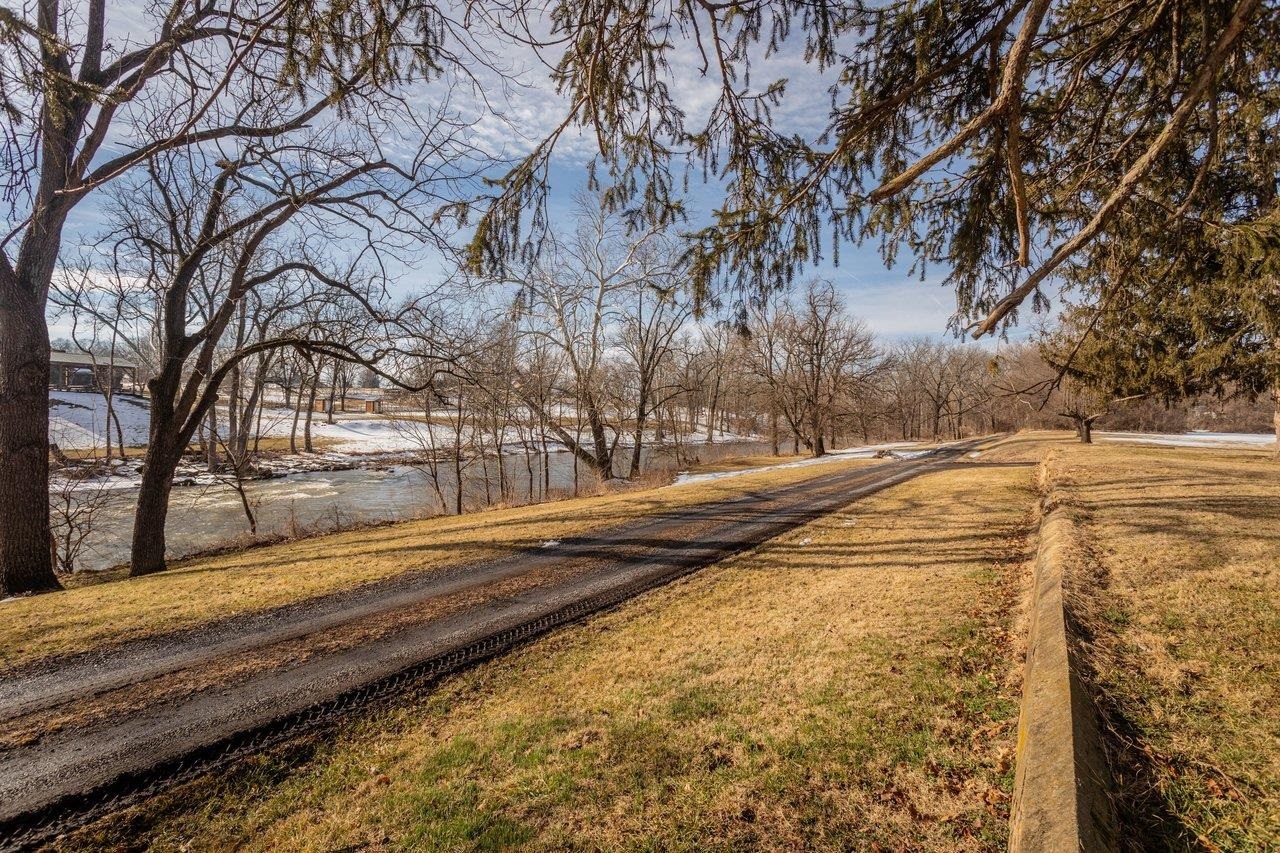 17442 EVERGREEN VALLEY RD, TIMBERVILLE, Virginia 22853, 6 Bedrooms Bedrooms, ,3 BathroomsBathrooms,Residential,