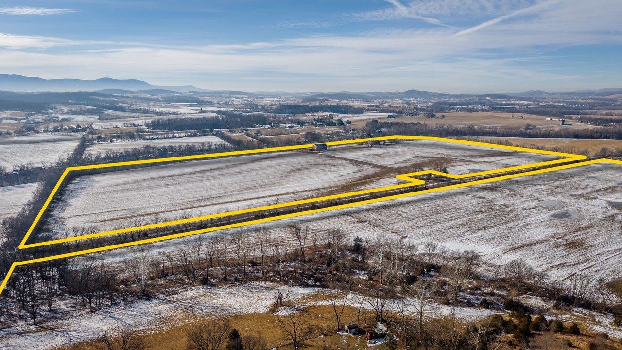 17442 EVERGREEN VALLEY RD, TIMBERVILLE, Virginia 22853, 6 Bedrooms Bedrooms, ,3 BathroomsBathrooms,Residential,