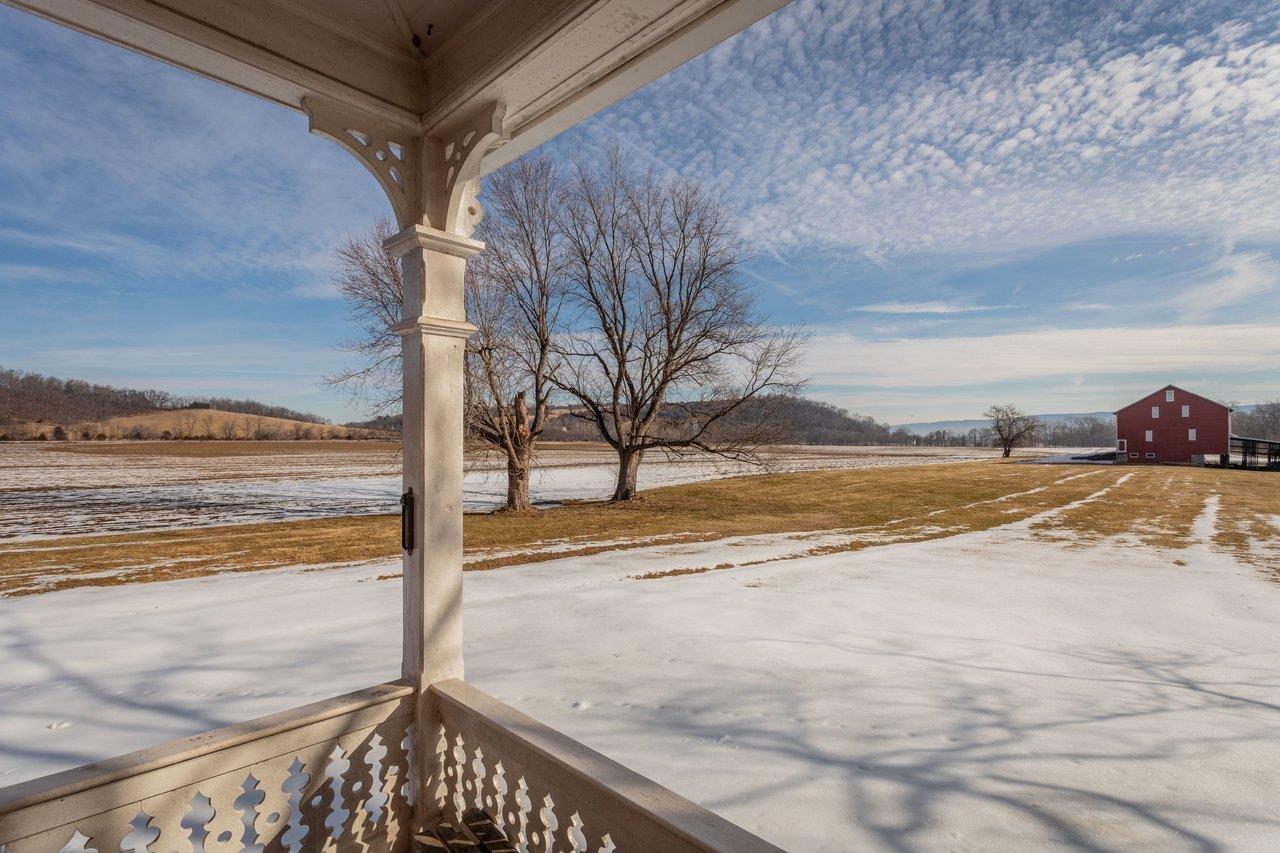 17442 EVERGREEN VALLEY RD, TIMBERVILLE, Virginia 22853, 6 Bedrooms Bedrooms, ,3 BathroomsBathrooms,Residential,