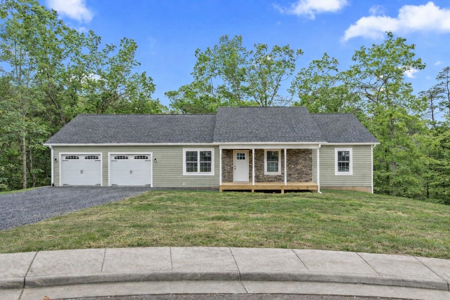 201 CREEK VALLEY DR, BASYE, Virginia 22810, 3 Bedrooms Bedrooms, ,2 BathroomsBathrooms,Residential,201 CREEK VALLEY DR,673447 MLS # 673447