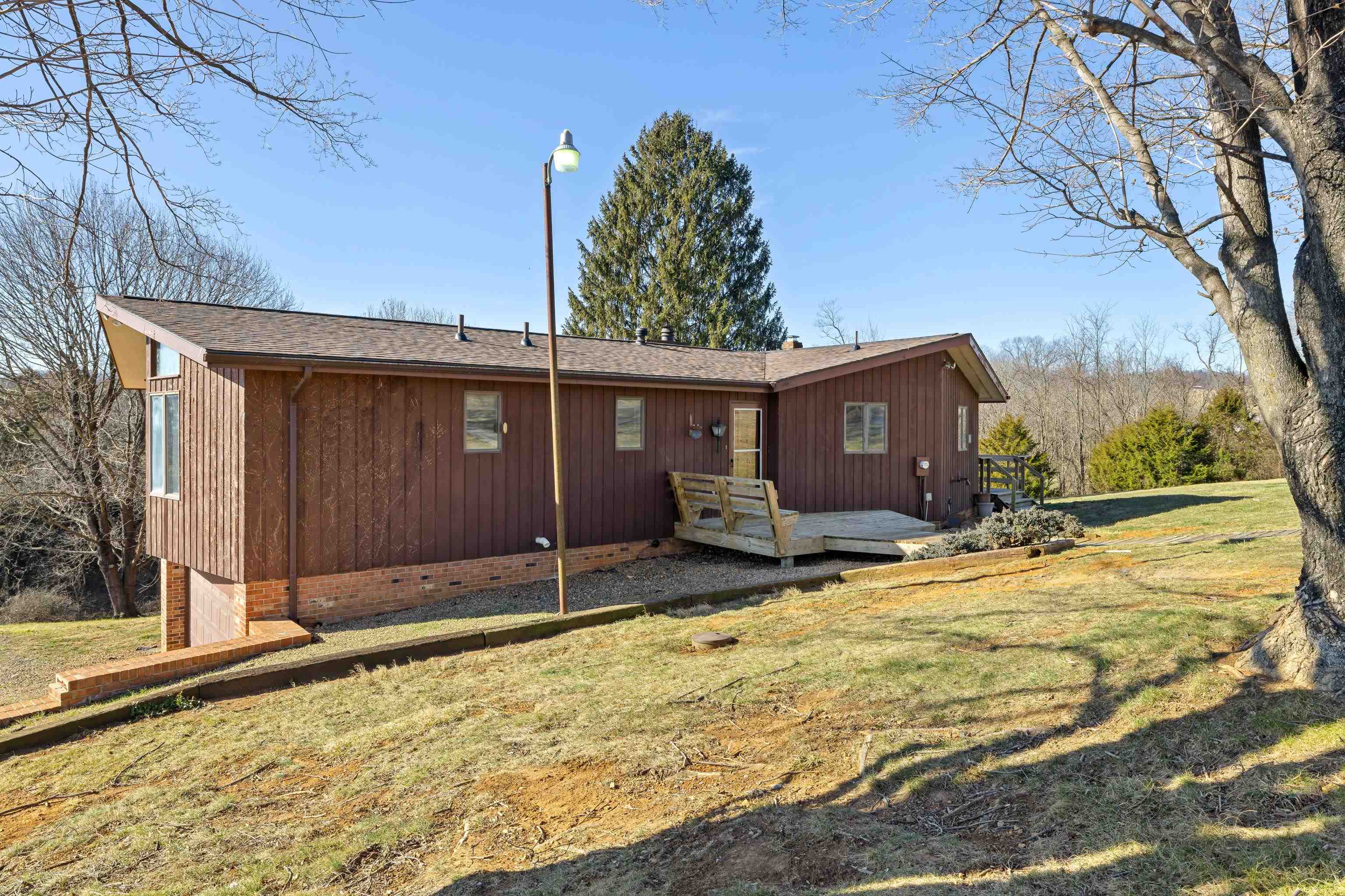 355 FAIRBURN RD, MOUNT SOLON, Virginia 22843, 3 Bedrooms Bedrooms, ,2 BathroomsBathrooms,Residential,355 FAIRBURN RD,673452 MLS # 673452