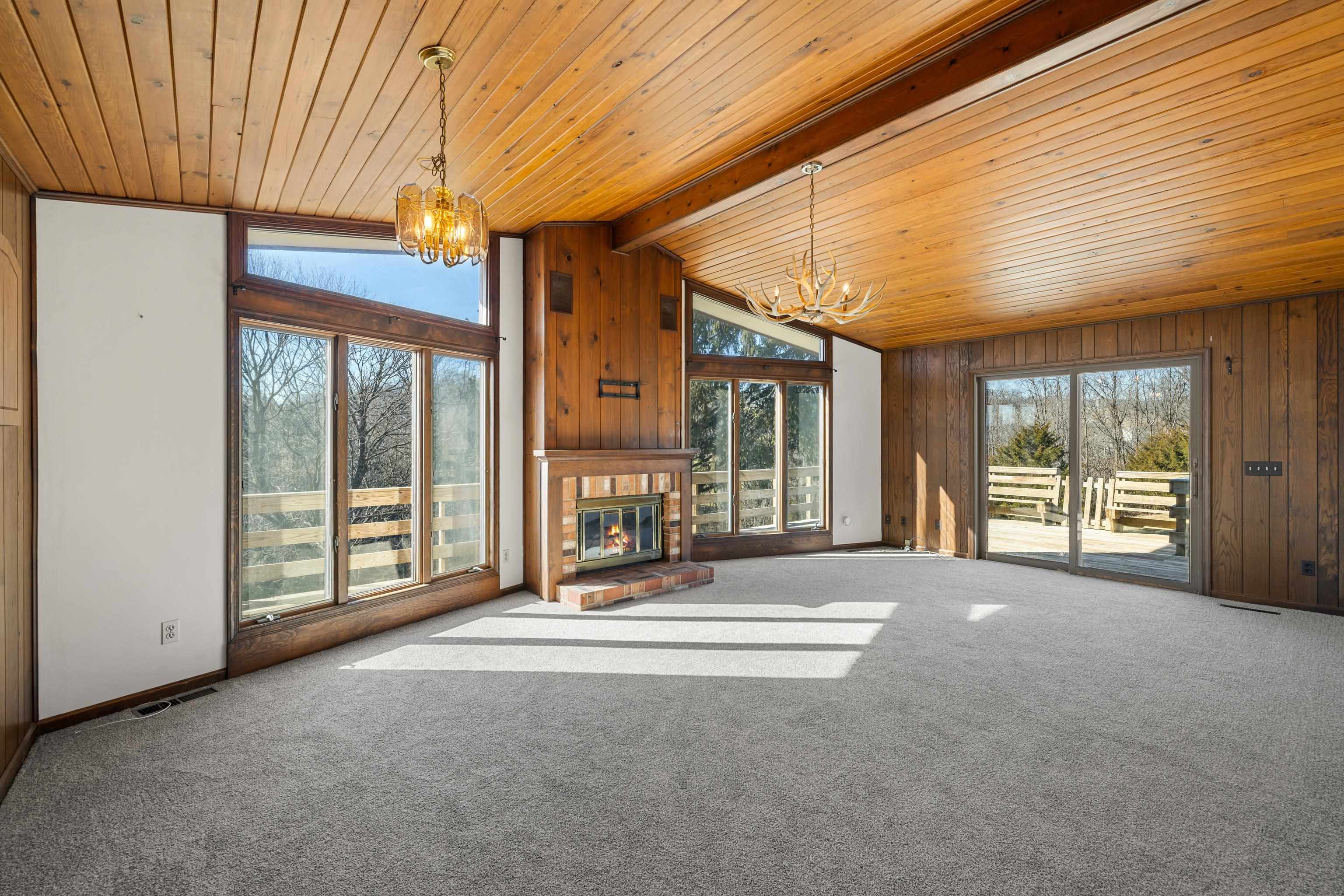 355 FAIRBURN RD, MOUNT SOLON, Virginia 22843, 3 Bedrooms Bedrooms, ,2 BathroomsBathrooms,Residential,355 FAIRBURN RD,673452 MLS # 673452