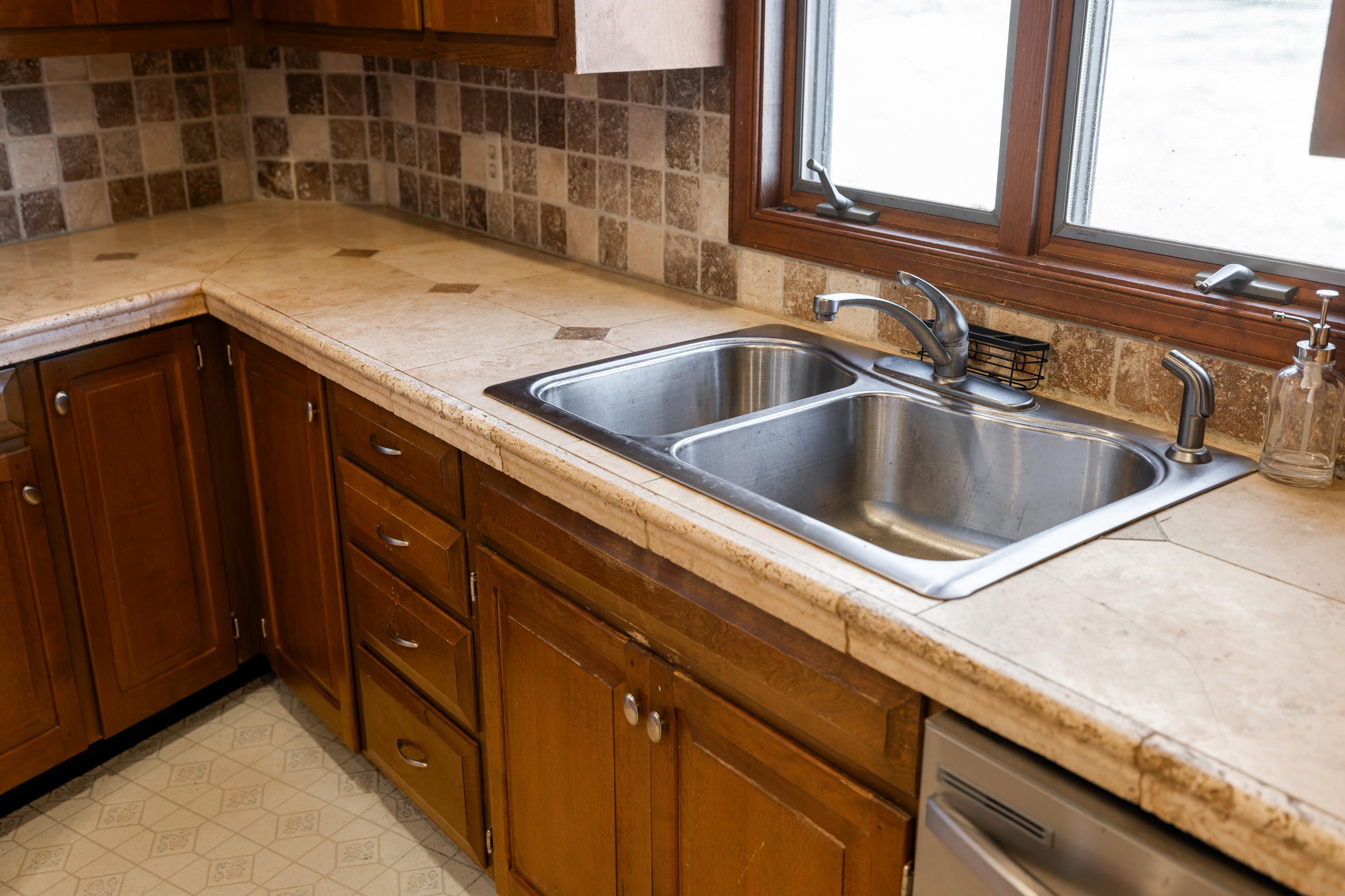 355 FAIRBURN RD, MOUNT SOLON, Virginia 22843, 3 Bedrooms Bedrooms, ,2 BathroomsBathrooms,Residential,355 FAIRBURN RD,673452 MLS # 673452