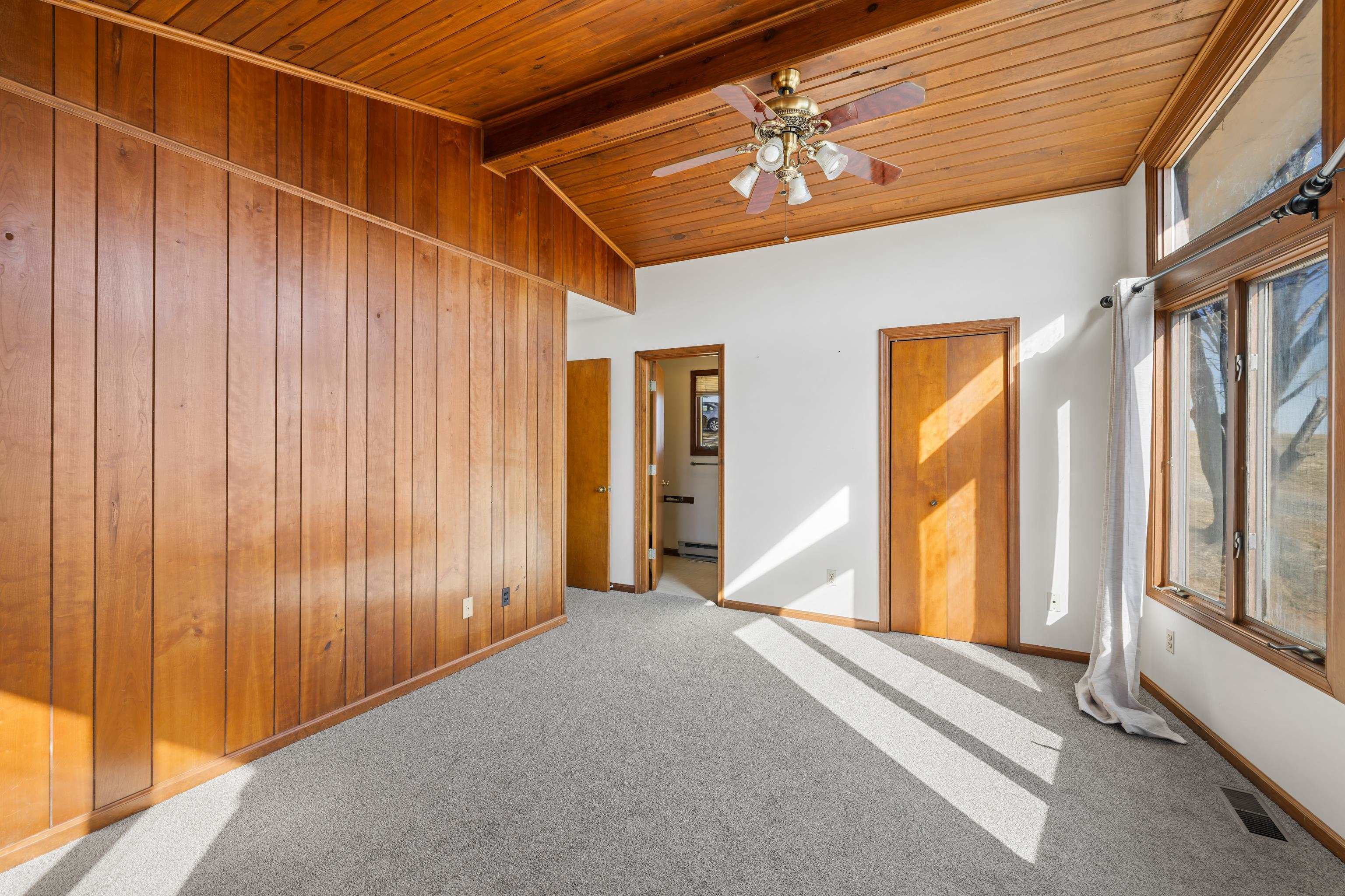 355 FAIRBURN RD, MOUNT SOLON, Virginia 22843, 3 Bedrooms Bedrooms, ,2 BathroomsBathrooms,Residential,355 FAIRBURN RD,673452 MLS # 673452