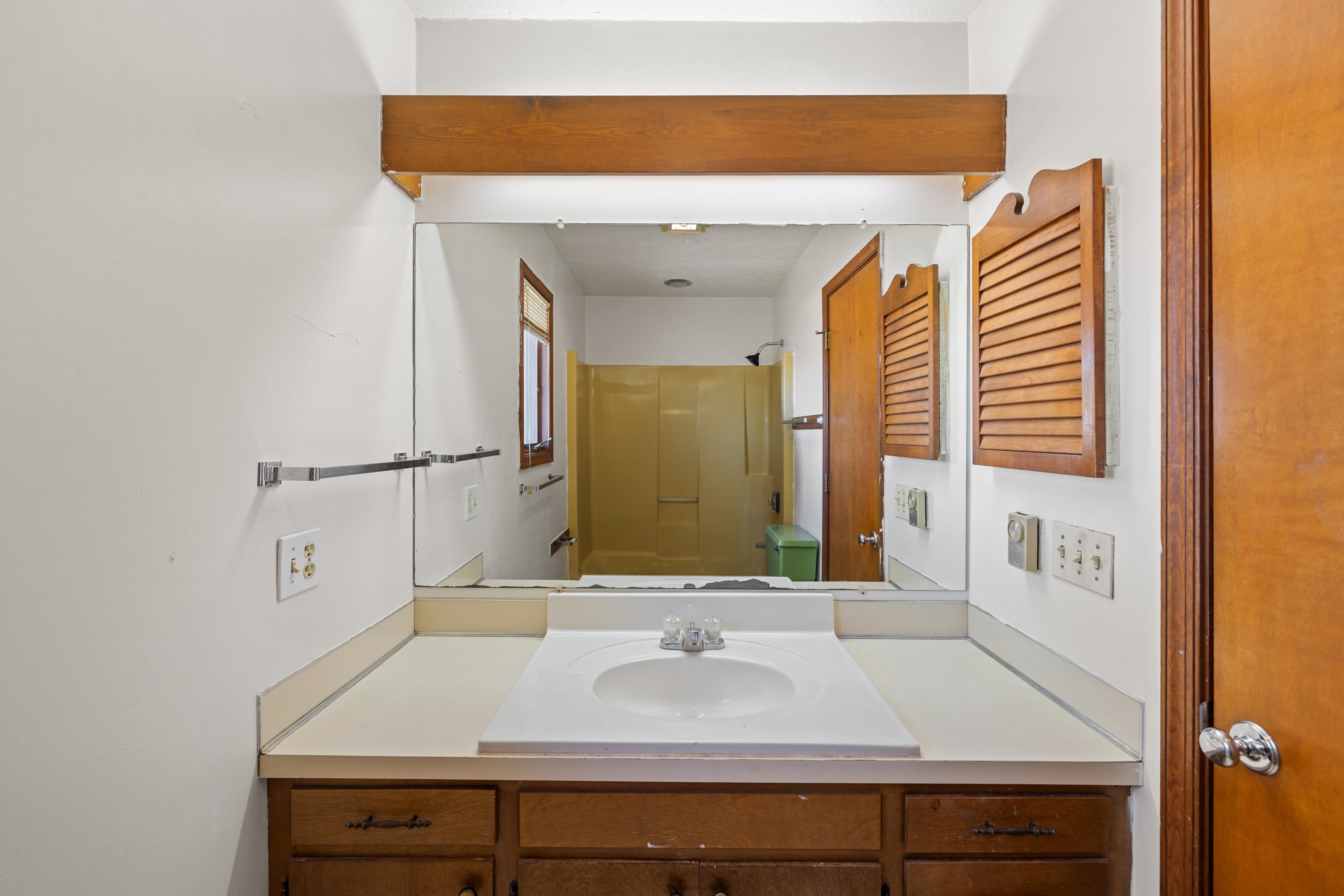 355 FAIRBURN RD, MOUNT SOLON, Virginia 22843, 3 Bedrooms Bedrooms, ,2 BathroomsBathrooms,Residential,355 FAIRBURN RD,673452 MLS # 673452