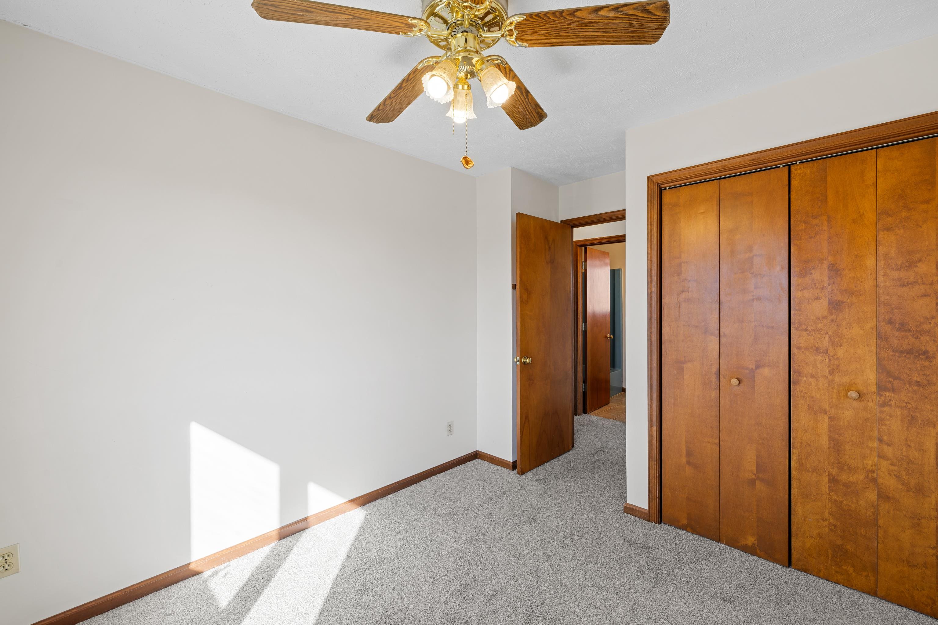 355 FAIRBURN RD, MOUNT SOLON, Virginia 22843, 3 Bedrooms Bedrooms, ,2 BathroomsBathrooms,Residential,355 FAIRBURN RD,673452 MLS # 673452