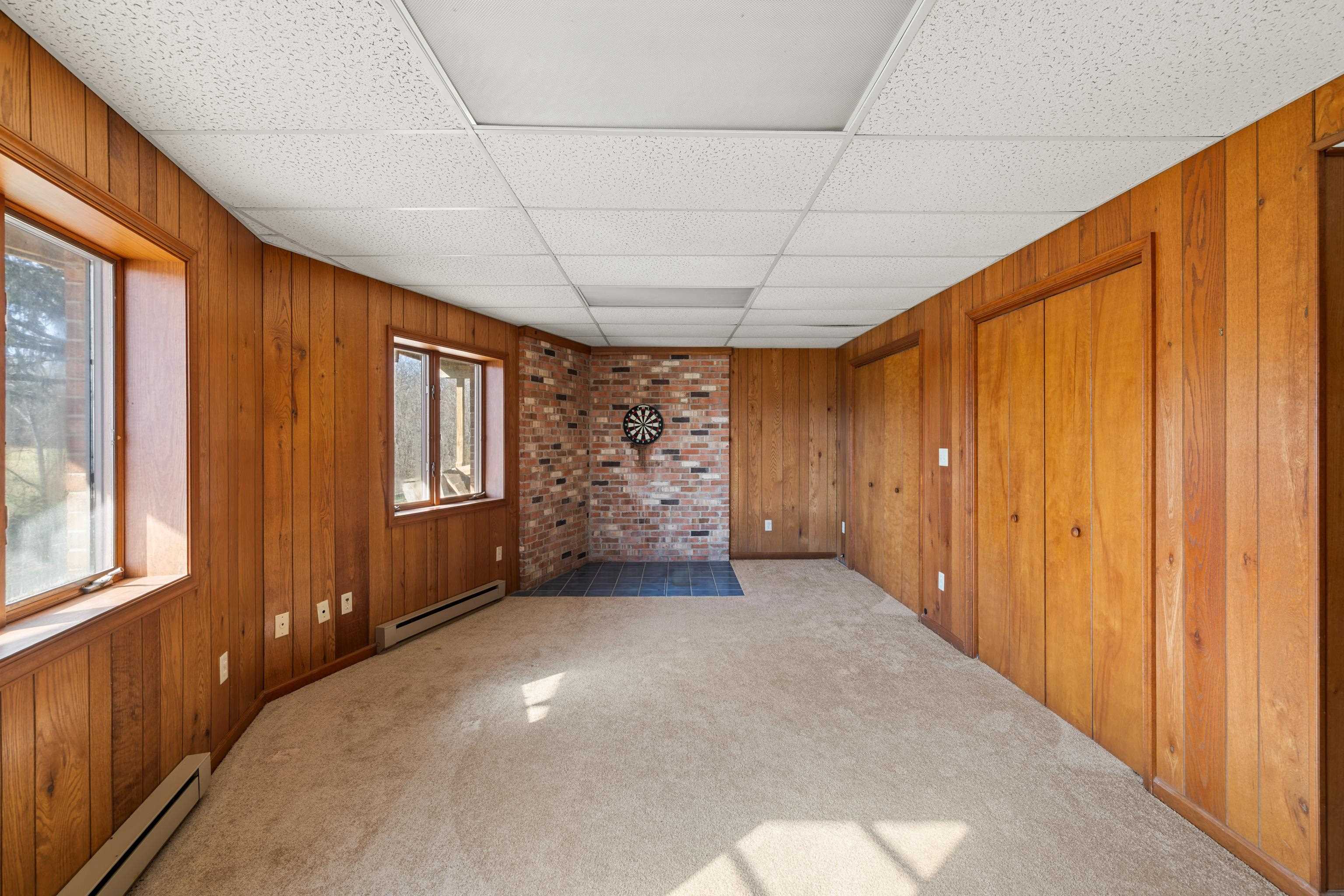 355 FAIRBURN RD, MOUNT SOLON, Virginia 22843, 3 Bedrooms Bedrooms, ,2 BathroomsBathrooms,Residential,355 FAIRBURN RD,673452 MLS # 673452