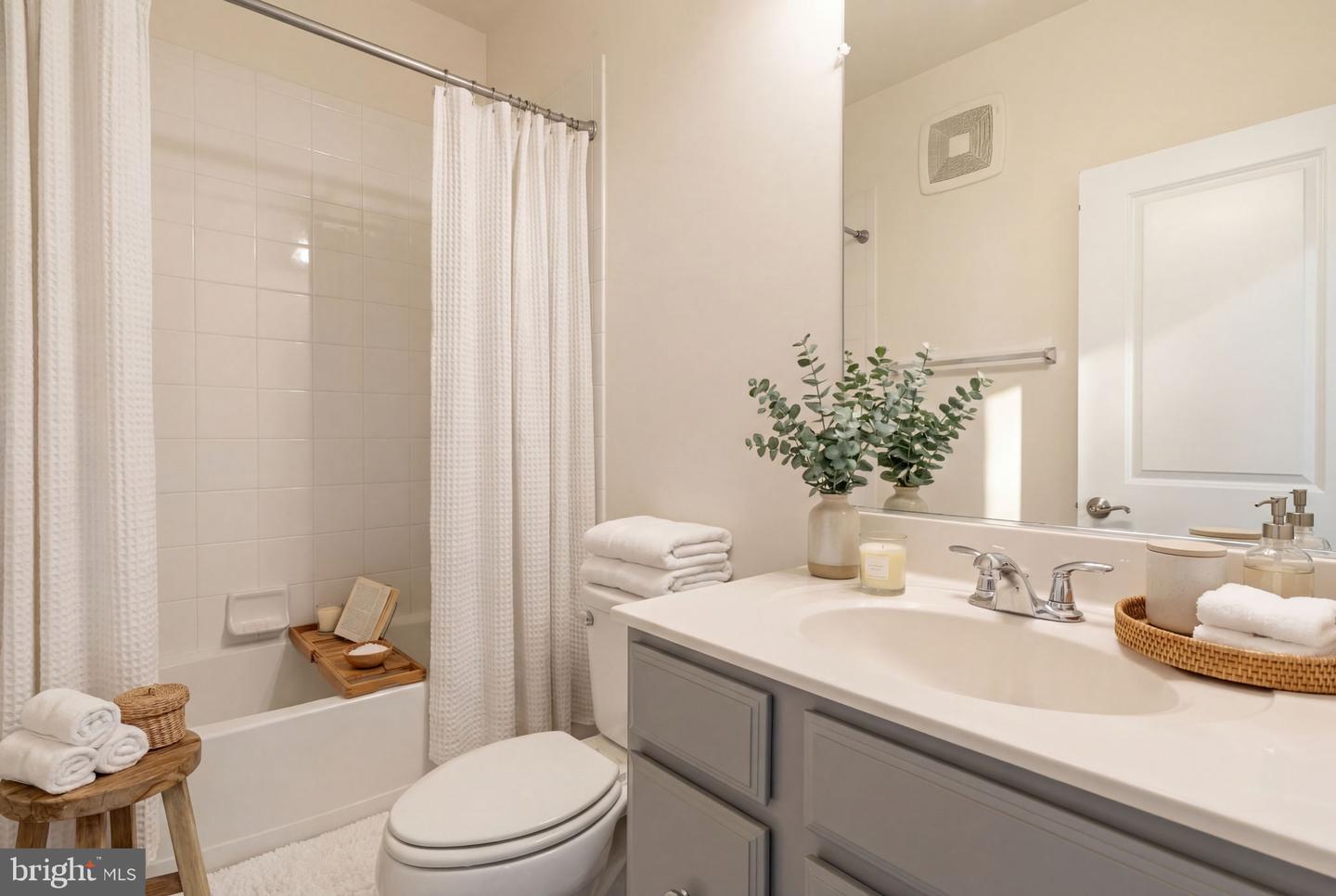 10485 RATCLIFFE TRL, MANASSAS, Virginia 20110, 3 Bedrooms Bedrooms, ,2 BathroomsBathrooms,Residential,For sale,10485 RATCLIFFE TRL,VAMN2009986 MLS # VAMN2009986