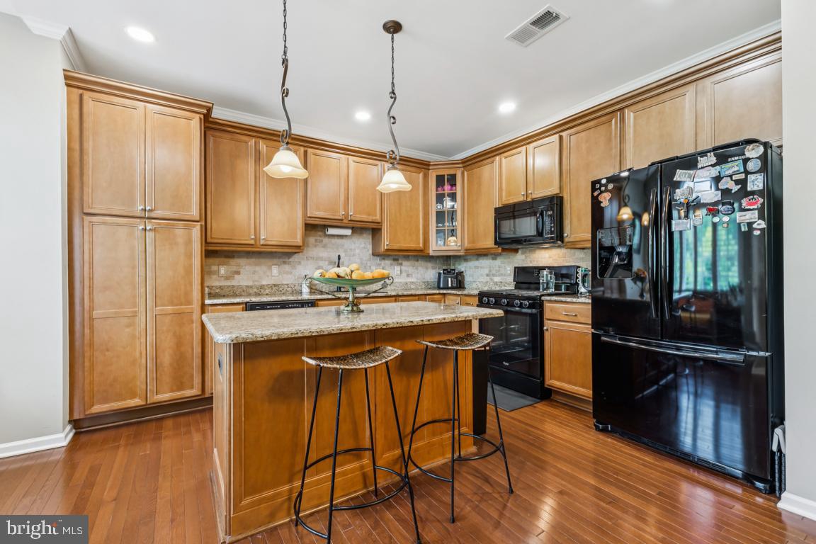 15447 PAINTERS COVE WAY, HAYMARKET, Virginia 20169, 3 Bedrooms Bedrooms, ,3 BathroomsBathrooms,Residential,For sale,15447 PAINTERS COVE WAY,VAPW2110884 MLS # VAPW2110884