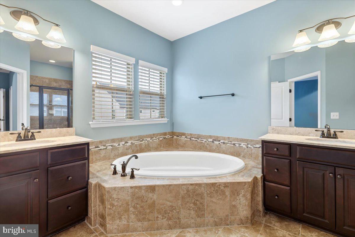 25294 GRAY POPLAR TER, ALDIE, Virginia 20105, 3 Bedrooms Bedrooms, ,2 BathroomsBathrooms,Residential,For sale,25294 GRAY POPLAR TER,VALO2114324 MLS # VALO2114324