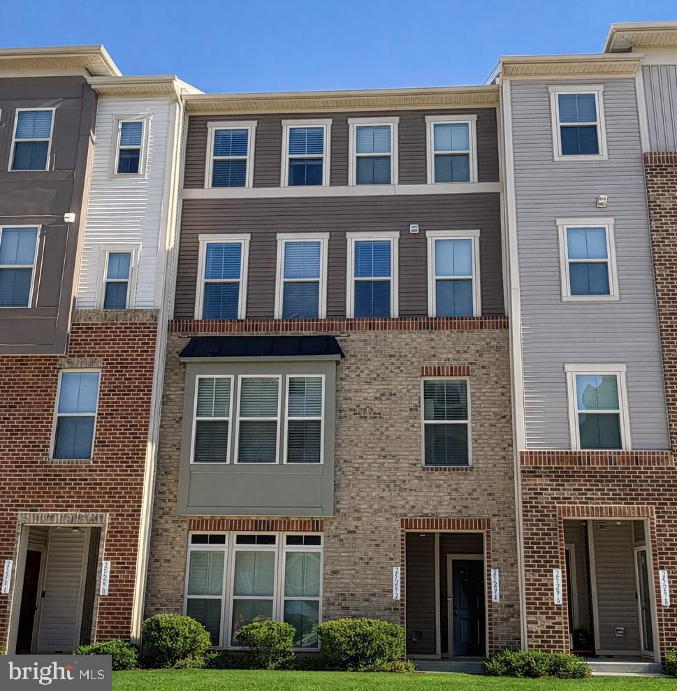 25294 GRAY POPLAR TER, ALDIE, Virginia 20105, 3 Bedrooms Bedrooms, ,2 BathroomsBathrooms,Residential,For sale,25294 GRAY POPLAR TER,VALO2114324 MLS # VALO2114324