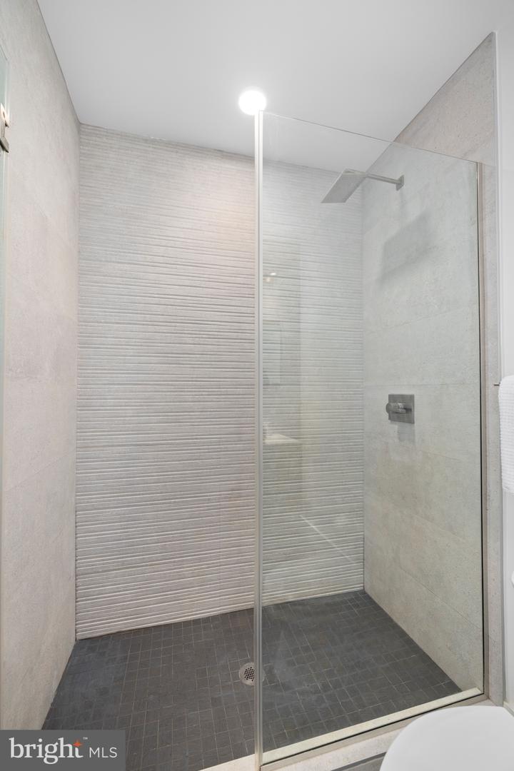 1515 K ST SE #3, WASHINGTON, District Of Columbia 20003, 2 Bedrooms Bedrooms, ,2 BathroomsBathrooms,Residential,For sale,1515 K ST SE #3,DCDC2242862 MLS # DCDC2242862