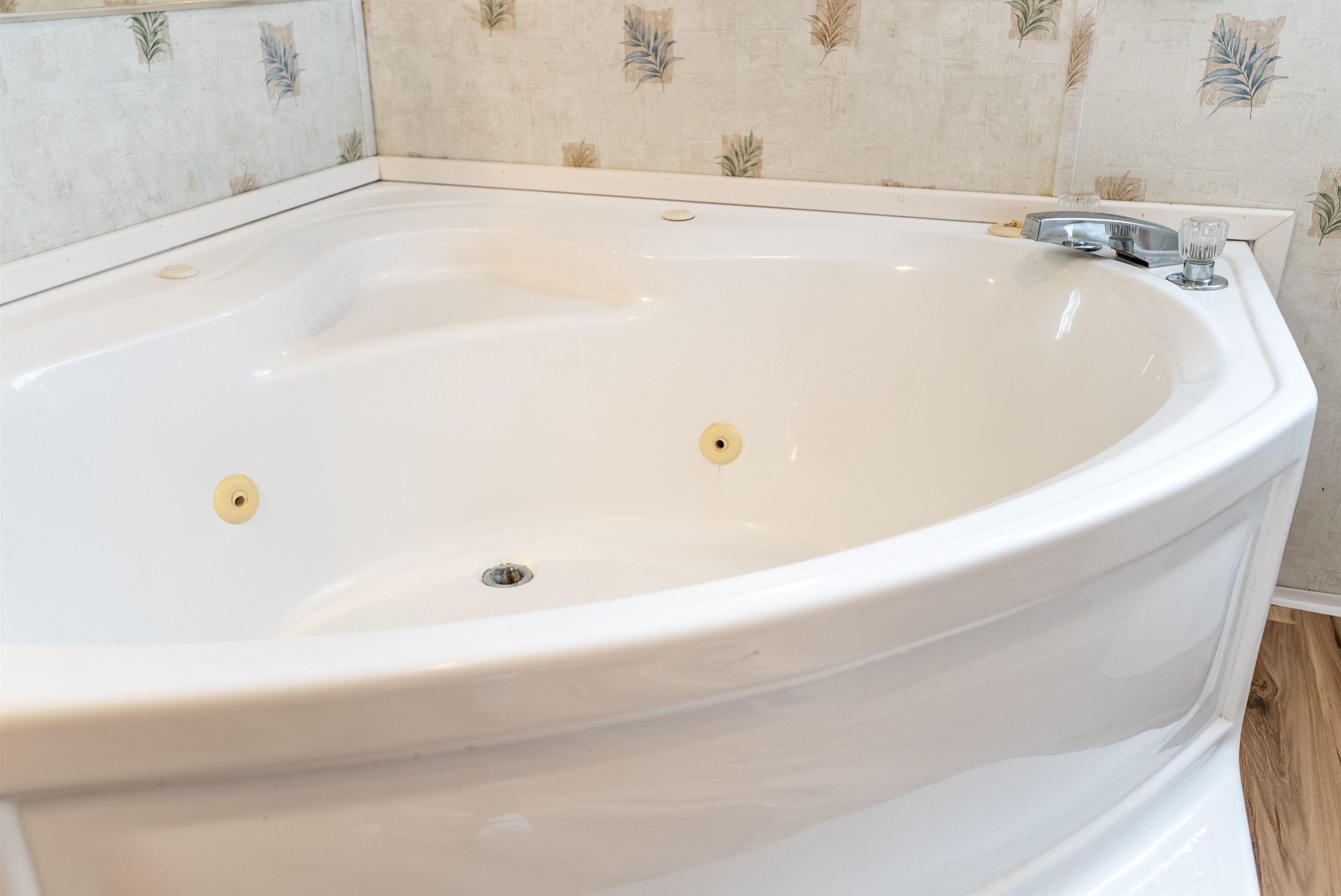 684 JOLLETT RD, ELKTON, Virginia 22827, 3 Bedrooms Bedrooms, ,2 BathroomsBathrooms,Residential,684 JOLLETT RD,673458 MLS # 673458