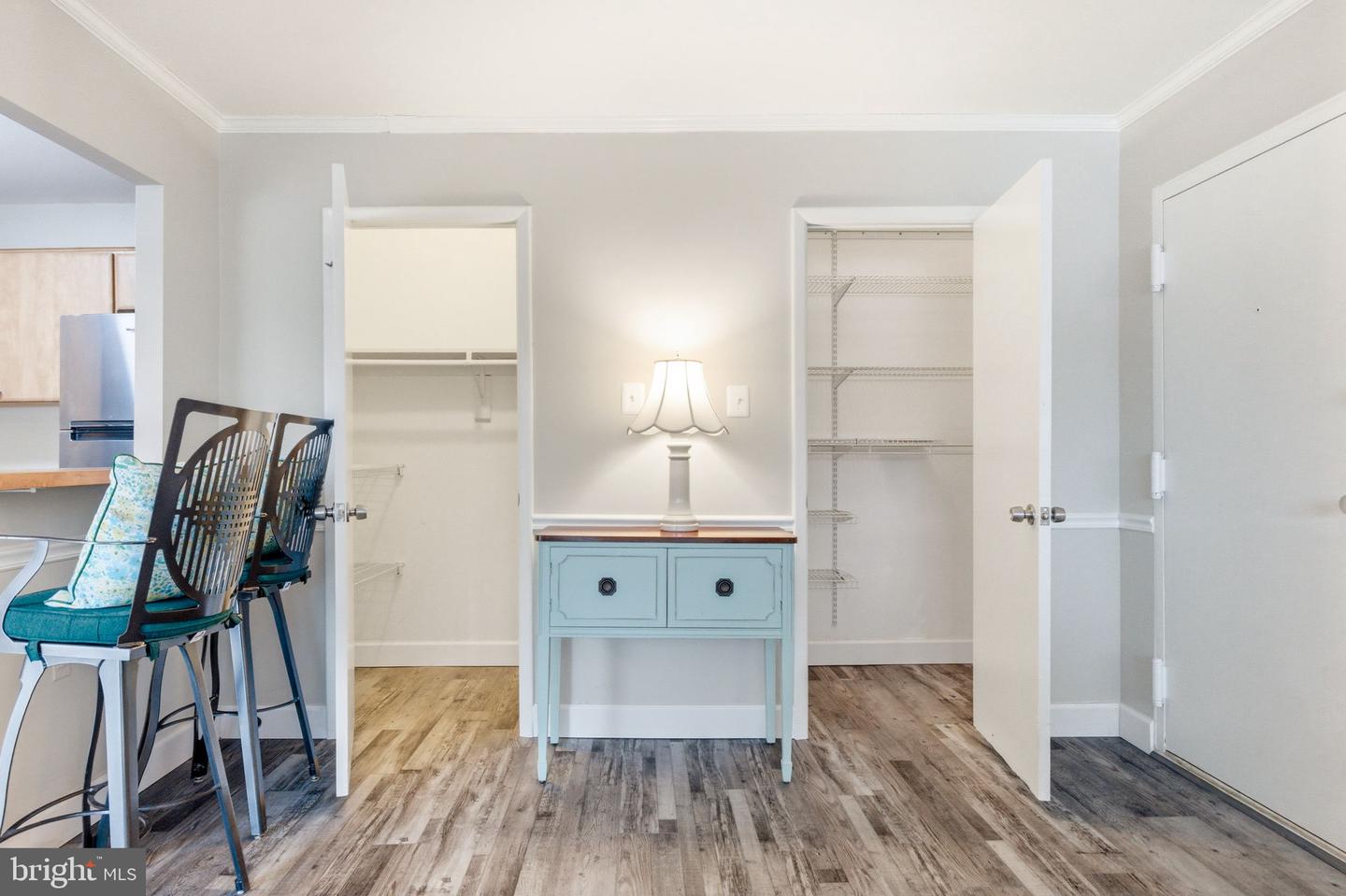 125-M CLUBHOUSE DR SW #UNIT 8, LEESBURG, Virginia 20175, 1 Bedroom Bedrooms, ,1 BathroomBathrooms,Residential,For sale,125-M CLUBHOUSE DR SW #UNIT 8,VALO2114498 MLS # VALO2114498