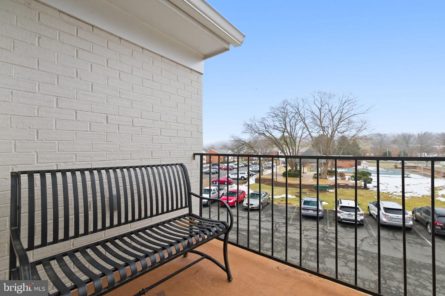 125-M CLUBHOUSE DR SW #UNIT 8, LEESBURG, Virginia 20175, 1 Bedroom Bedrooms, ,1 BathroomBathrooms,Residential,For sale,125-M CLUBHOUSE DR SW #UNIT 8,VALO2114498 MLS # VALO2114498