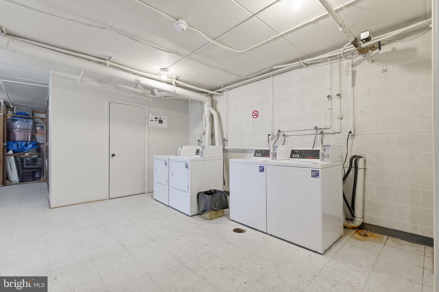 125-M CLUBHOUSE DR SW #UNIT 8, LEESBURG, Virginia 20175, 1 Bedroom Bedrooms, ,1 BathroomBathrooms,Residential,For sale,125-M CLUBHOUSE DR SW #UNIT 8,VALO2114498 MLS # VALO2114498