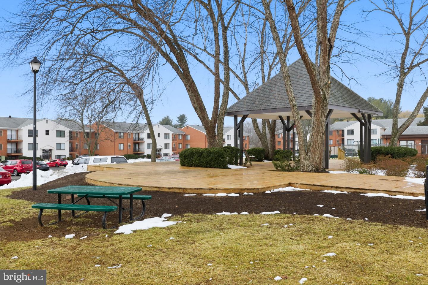 125-M CLUBHOUSE DR SW #UNIT 8, LEESBURG, Virginia 20175, 1 Bedroom Bedrooms, ,1 BathroomBathrooms,Residential,For sale,125-M CLUBHOUSE DR SW #UNIT 8,VALO2114498 MLS # VALO2114498