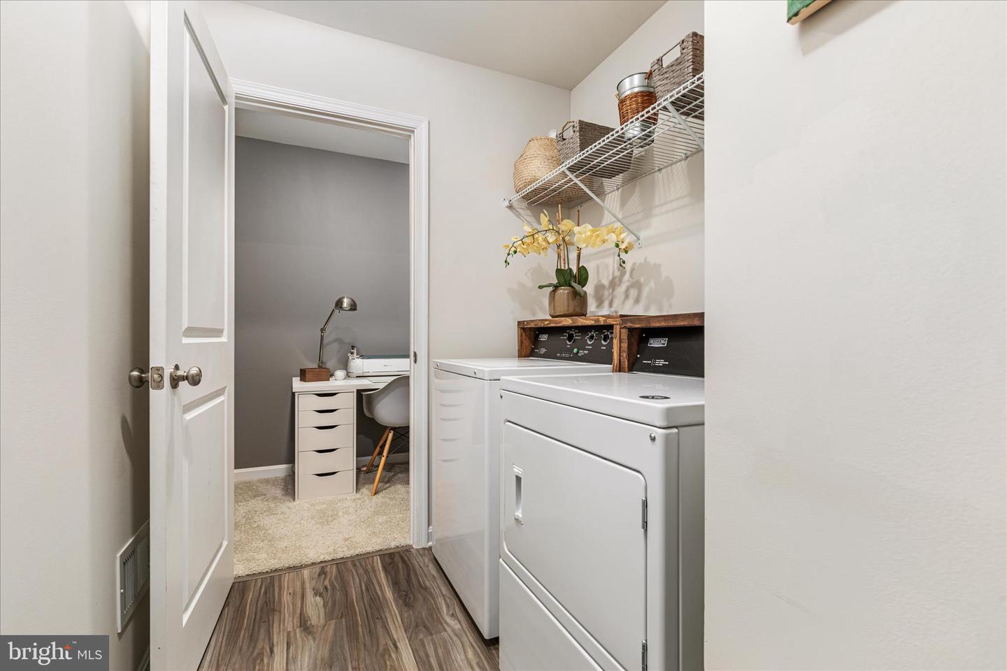 500 WEEKS CT, BERRYVILLE, Virginia 22611, 3 Bedrooms Bedrooms, ,2 BathroomsBathrooms,Residential,For sale,500 WEEKS CT,VACL2006480 MLS # VACL2006480