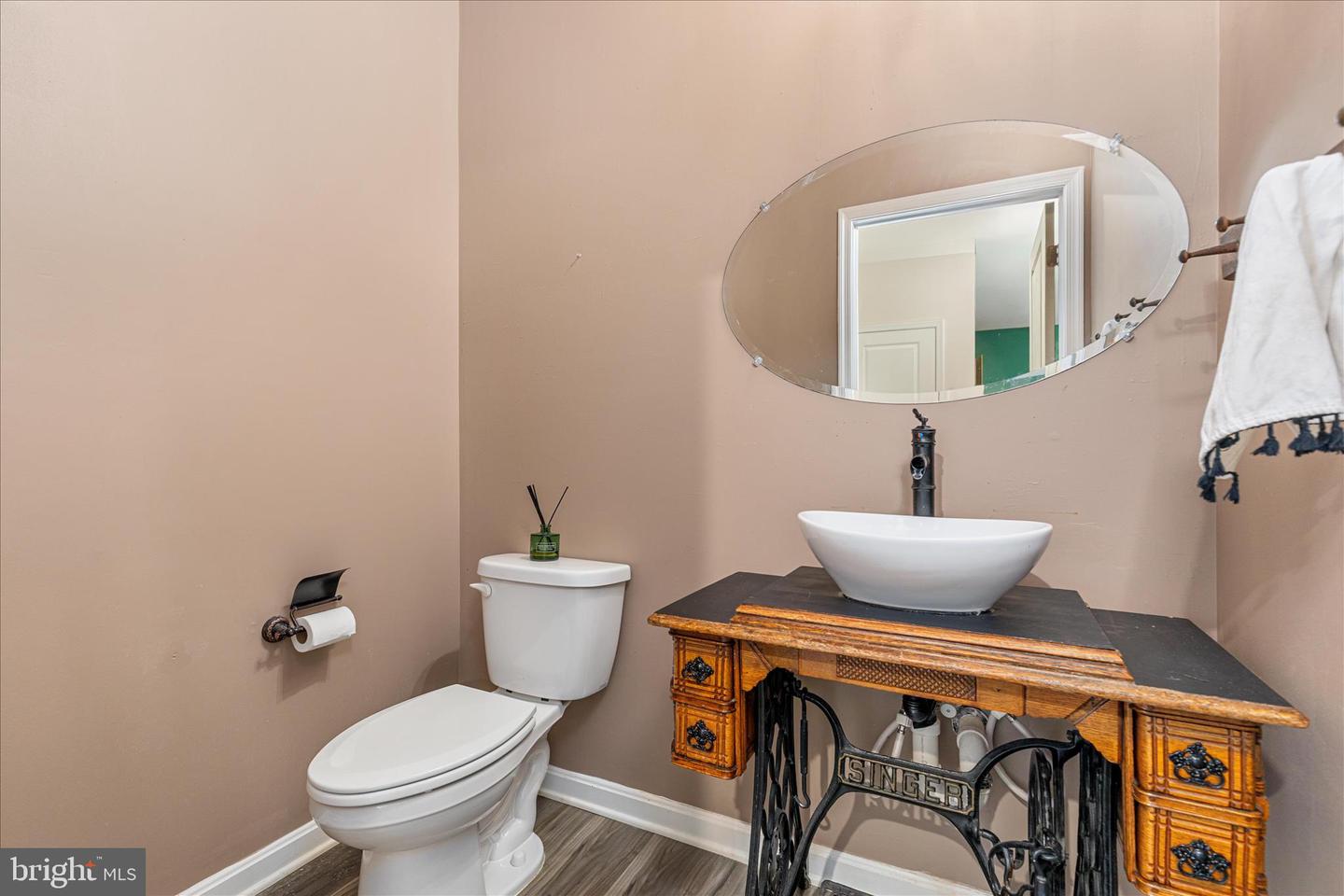 500 WEEKS CT, BERRYVILLE, Virginia 22611, 3 Bedrooms Bedrooms, ,2 BathroomsBathrooms,Residential,For sale,500 WEEKS CT,VACL2006480 MLS # VACL2006480