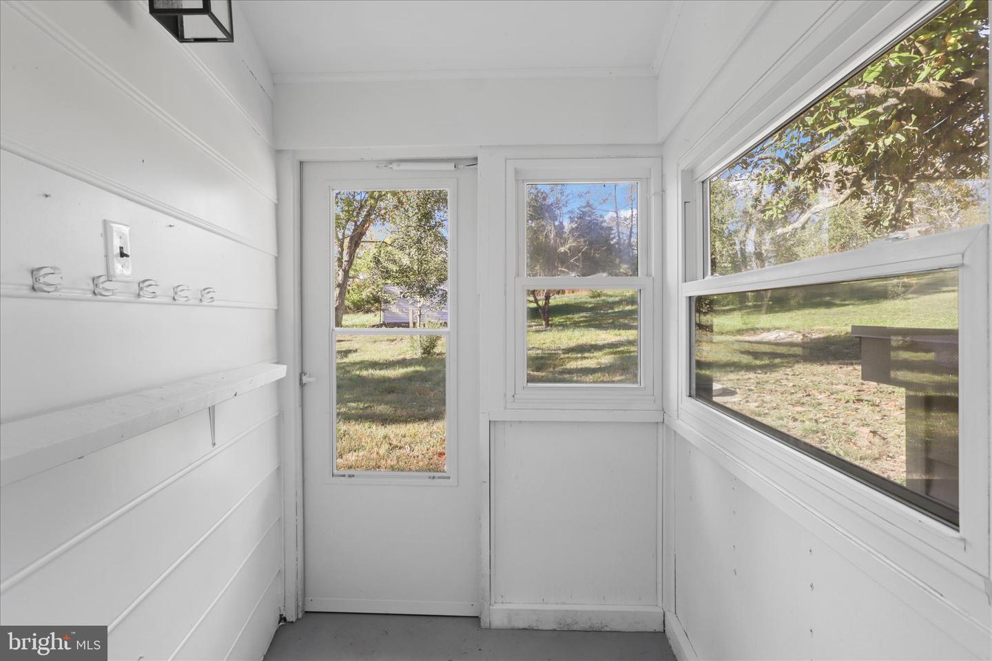 347 FOREST LANE RD, FREDERICKSBURG, Virginia 22405, 3 Bedrooms Bedrooms, ,2 BathroomsBathrooms,Residential,For sale,347 FOREST LANE RD,VAST2045620 MLS # VAST2045620