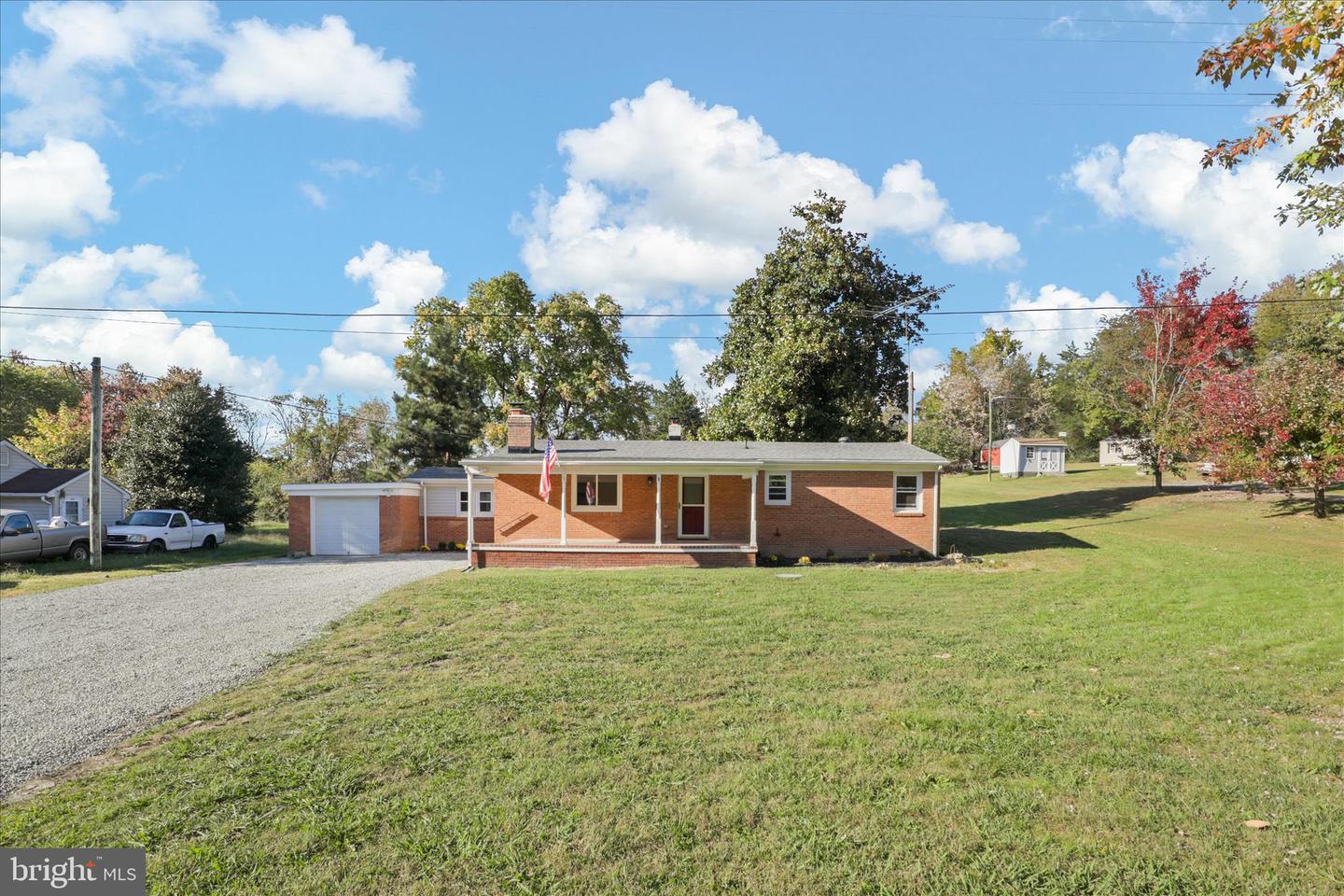 347 FOREST LANE RD, FREDERICKSBURG, Virginia 22405, 3 Bedrooms Bedrooms, ,2 BathroomsBathrooms,Residential,For sale,347 FOREST LANE RD,VAST2045620 MLS # VAST2045620