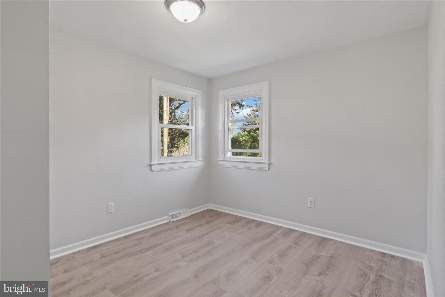 347 FOREST LANE RD, FREDERICKSBURG, Virginia 22405, 3 Bedrooms Bedrooms, ,2 BathroomsBathrooms,Residential,For sale,347 FOREST LANE RD,VAST2045620 MLS # VAST2045620