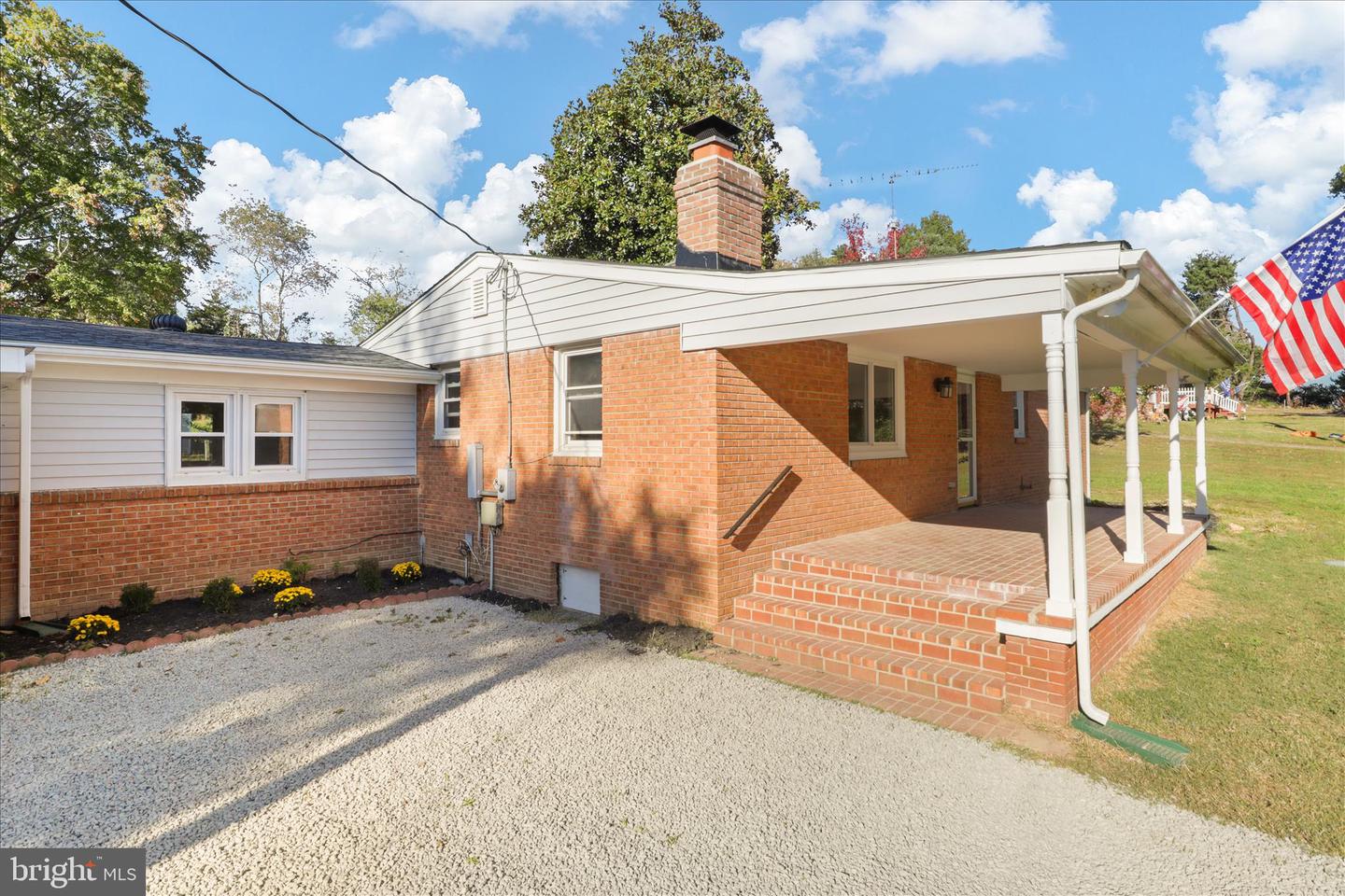 347 FOREST LANE RD, FREDERICKSBURG, Virginia 22405, 3 Bedrooms Bedrooms, ,2 BathroomsBathrooms,Residential,For sale,347 FOREST LANE RD,VAST2045620 MLS # VAST2045620