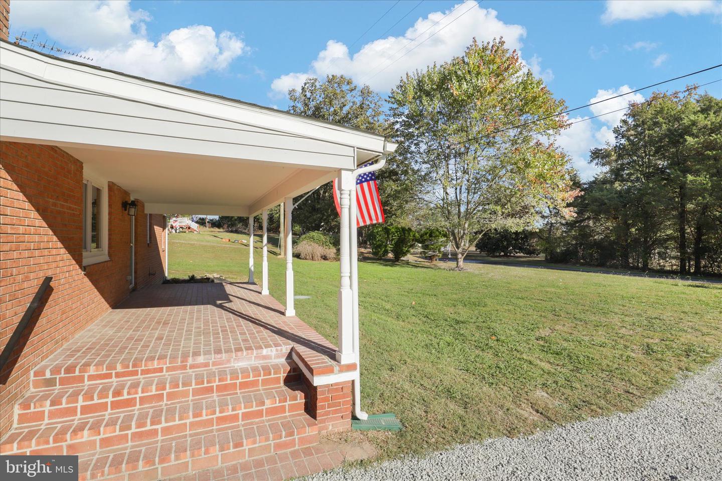 347 FOREST LANE RD, FREDERICKSBURG, Virginia 22405, 3 Bedrooms Bedrooms, ,2 BathroomsBathrooms,Residential,For sale,347 FOREST LANE RD,VAST2045620 MLS # VAST2045620