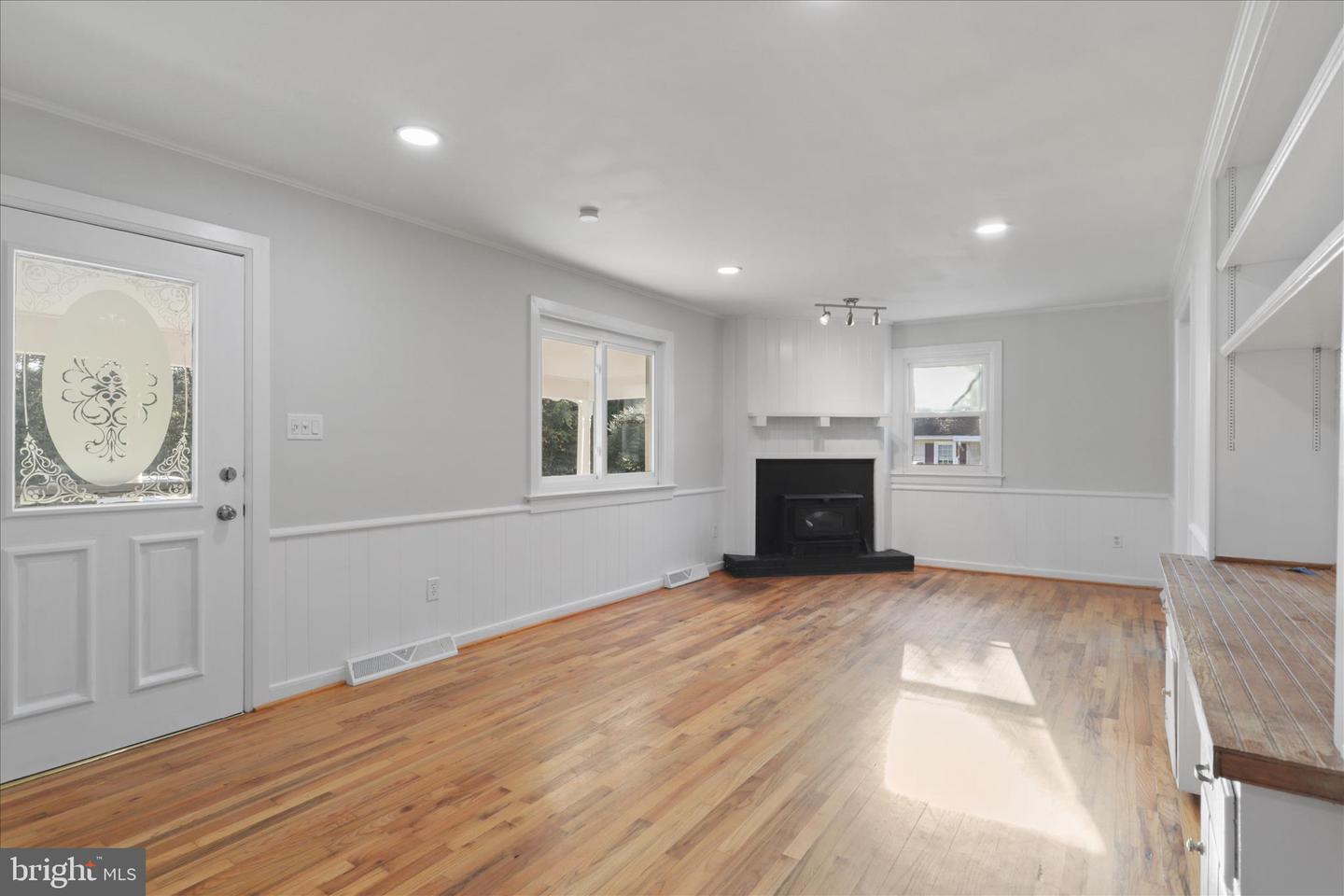 347 FOREST LANE RD, FREDERICKSBURG, Virginia 22405, 3 Bedrooms Bedrooms, ,2 BathroomsBathrooms,Residential,For sale,347 FOREST LANE RD,VAST2045620 MLS # VAST2045620