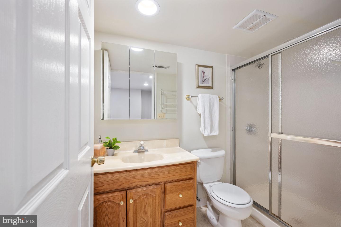 9508 LEHR CT, MANASSAS, Virginia 20110, 3 Bedrooms Bedrooms, 16 Rooms Rooms,3 BathroomsBathrooms,Residential,For sale,9508 LEHR CT,VAMN2010164 MLS # VAMN2010164 9508 LEHR CT, MANASSAS, Virginia 20110, 3 Bedrooms Bedrooms, 16 Rooms Rooms,3 BathroomsBathrooms,Residential,For sale,9508 LEHR CT,VAMN2010164 MLS # VAMN2010164