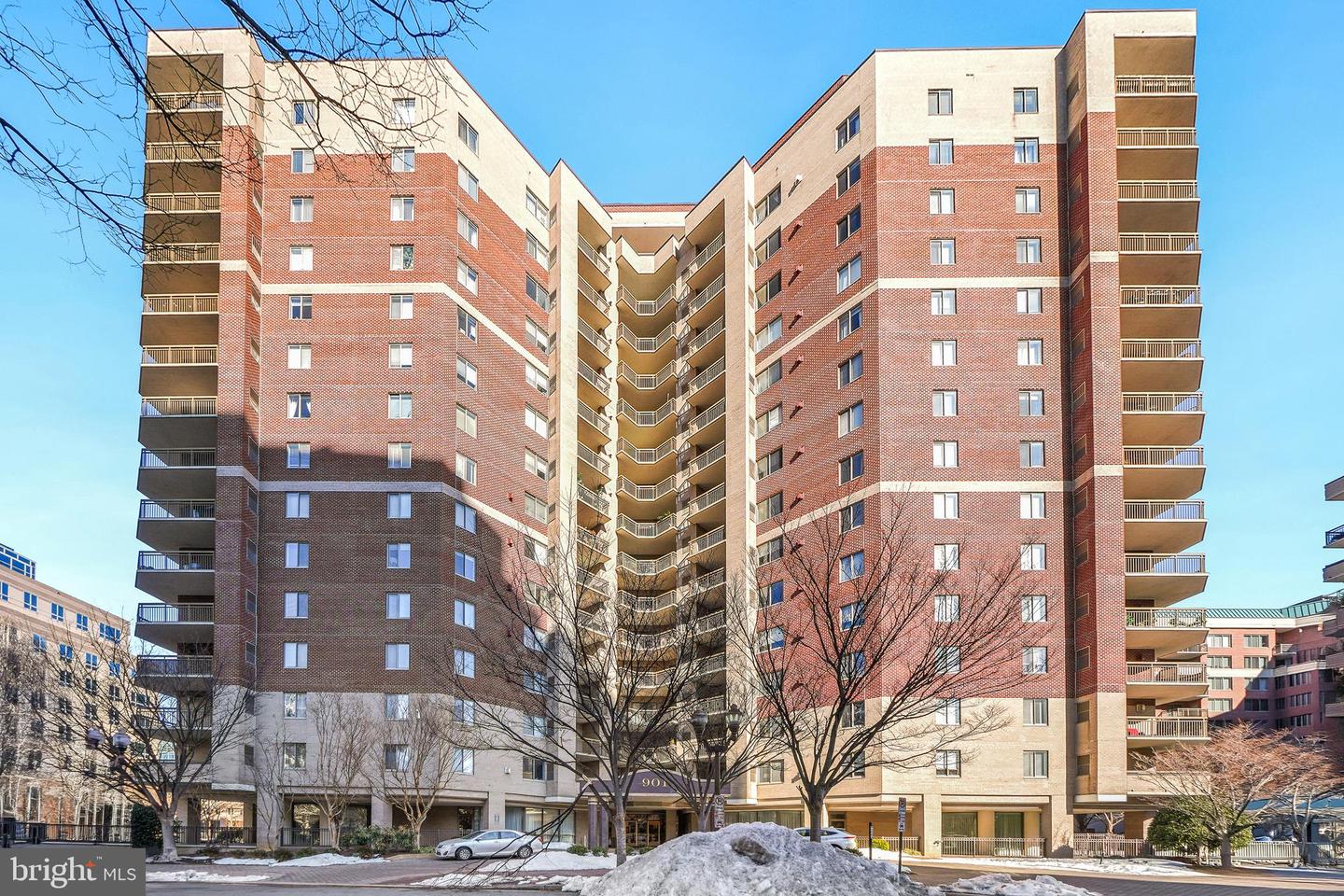 901 N MONROE ST #1003, ARLINGTON, Virginia 22201, 2 Bedrooms Bedrooms, ,2 BathroomsBathrooms,Residential,For sale,901 N MONROE ST #1003,VAAR2068374 MLS # VAAR2068374