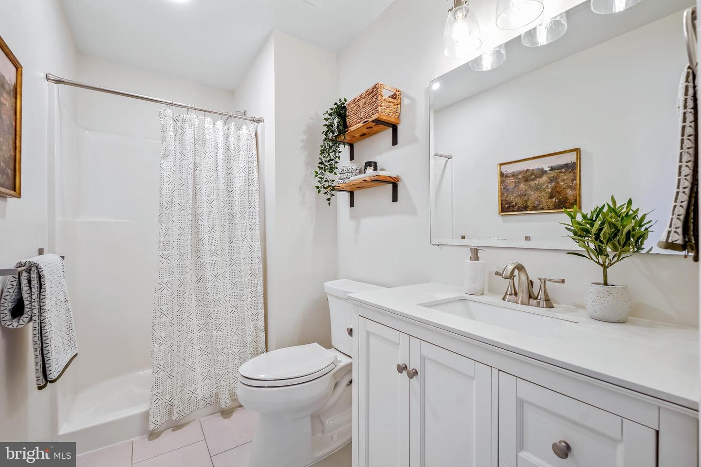 901 N MONROE ST #1003, ARLINGTON, Virginia 22201, 2 Bedrooms Bedrooms, ,2 BathroomsBathrooms,Residential,For sale,901 N MONROE ST #1003,VAAR2068374 MLS # VAAR2068374