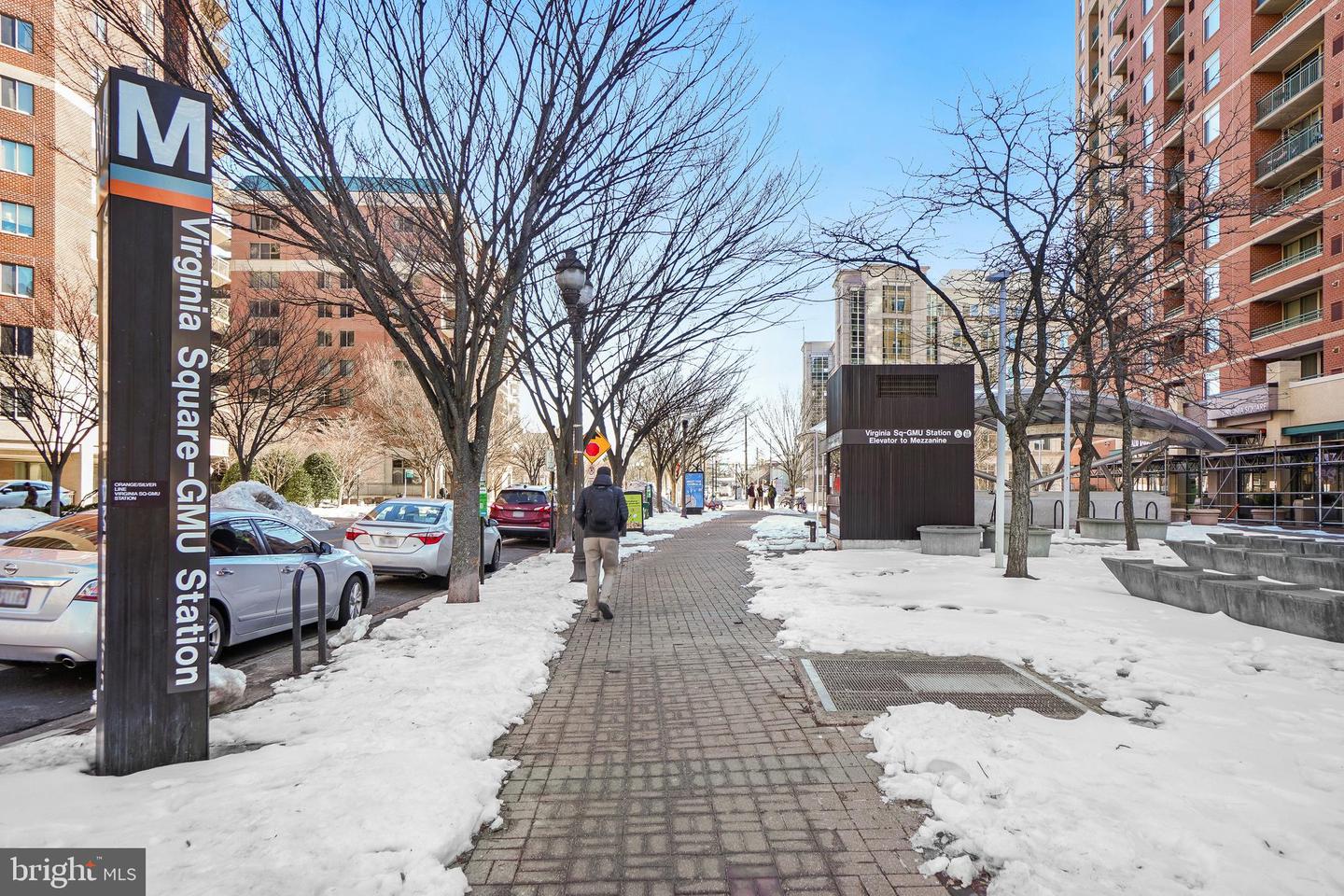 901 N MONROE ST #1003, ARLINGTON, Virginia 22201, 2 Bedrooms Bedrooms, ,2 BathroomsBathrooms,Residential,For sale,901 N MONROE ST #1003,VAAR2068374 MLS # VAAR2068374