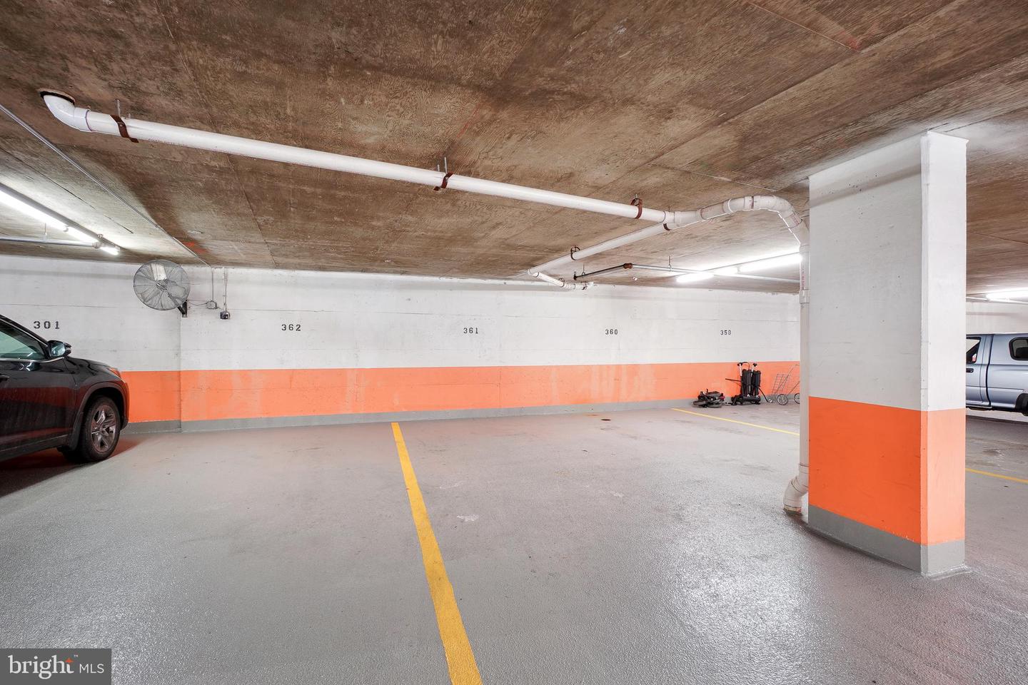 901 N MONROE ST #1003, ARLINGTON, Virginia 22201, 2 Bedrooms Bedrooms, ,2 BathroomsBathrooms,Residential,For sale,901 N MONROE ST #1003,VAAR2068374 MLS # VAAR2068374