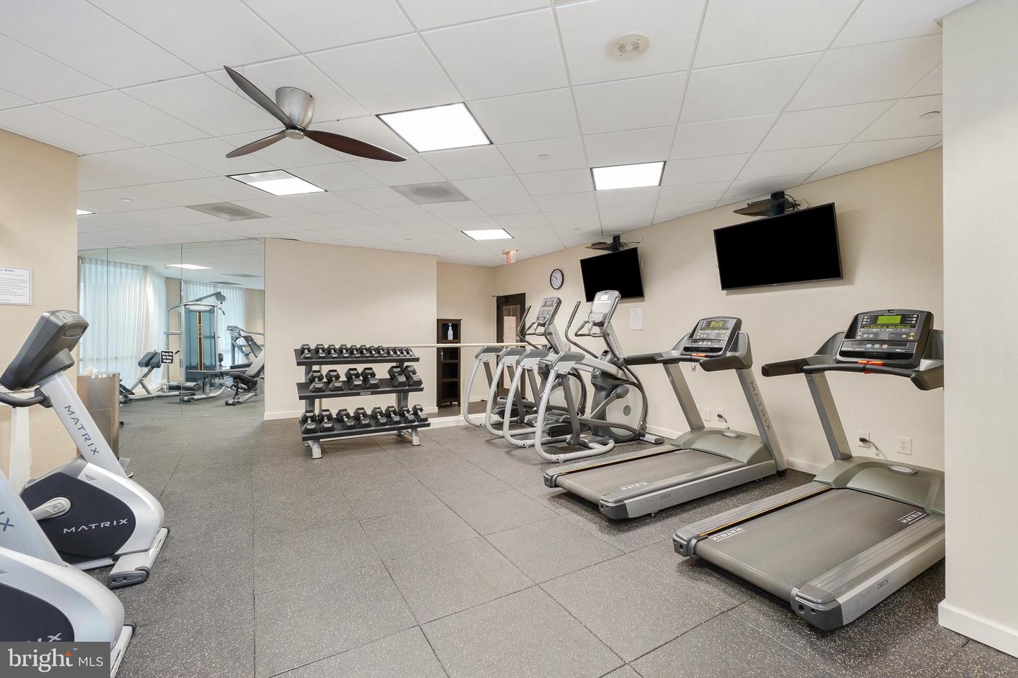 901 N MONROE ST #1003, ARLINGTON, Virginia 22201, 2 Bedrooms Bedrooms, ,2 BathroomsBathrooms,Residential,For sale,901 N MONROE ST #1003,VAAR2068374 MLS # VAAR2068374