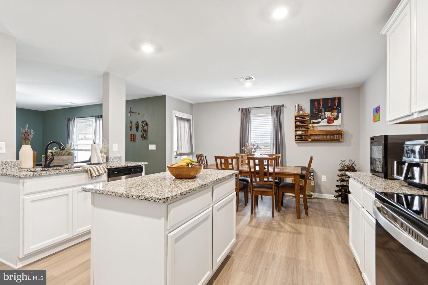 17063 ROLLINS RD, BOWLING GREEN, Virginia 22427, 3 Bedrooms Bedrooms, 10 Rooms Rooms,2 BathroomsBathrooms,Residential,For sale,17063 ROLLINS RD,VACV2009472 MLS # VACV2009472