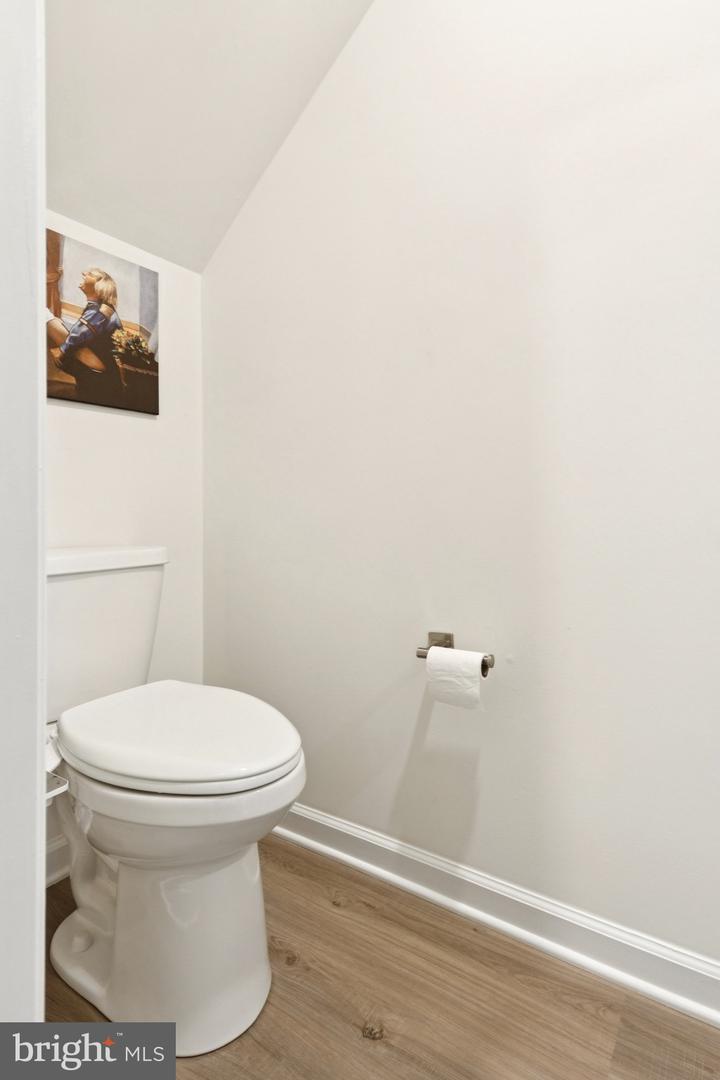 17063 ROLLINS RD, BOWLING GREEN, Virginia 22427, 3 Bedrooms Bedrooms, 10 Rooms Rooms,2 BathroomsBathrooms,Residential,For sale,17063 ROLLINS RD,VACV2009472 MLS # VACV2009472