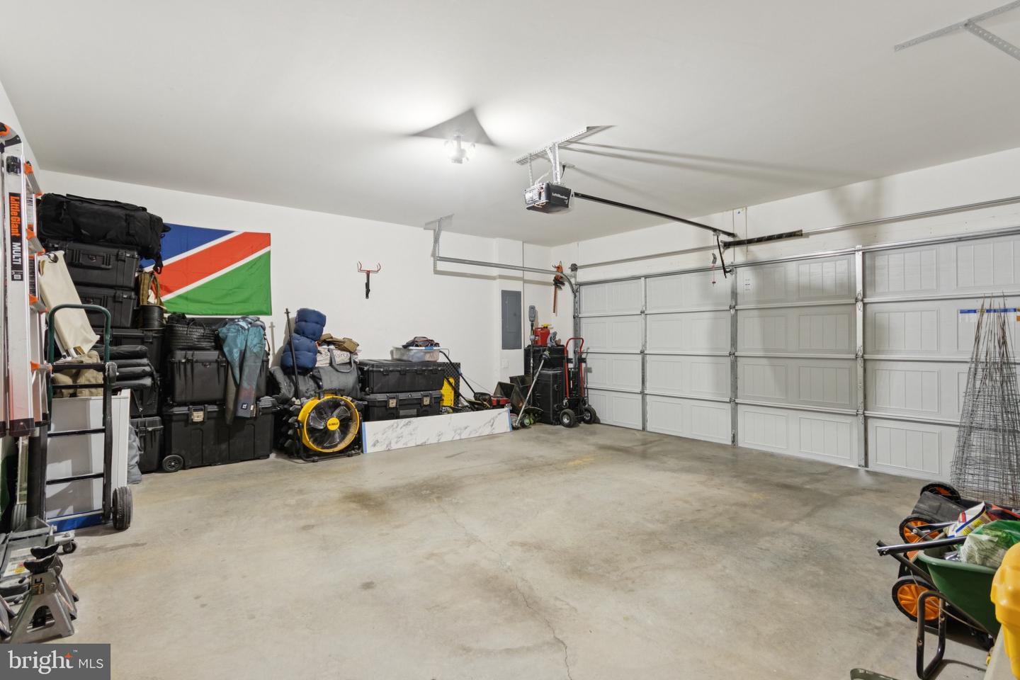 17063 ROLLINS RD, BOWLING GREEN, Virginia 22427, 3 Bedrooms Bedrooms, 10 Rooms Rooms,2 BathroomsBathrooms,Residential,For sale,17063 ROLLINS RD,VACV2009472 MLS # VACV2009472