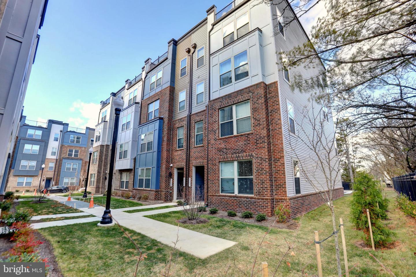 2135 GLACIER RD #90, HERNDON, Virginia 20170, 3 Bedrooms Bedrooms, ,2 BathroomsBathrooms,Residential,For sale,2135 GLACIER RD #90,VAFX2288776 MLS # VAFX2288776