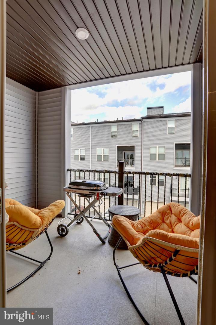 2135 GLACIER RD #90, HERNDON, Virginia 20170, 3 Bedrooms Bedrooms, ,2 BathroomsBathrooms,Residential,For sale,2135 GLACIER RD #90,VAFX2288776 MLS # VAFX2288776