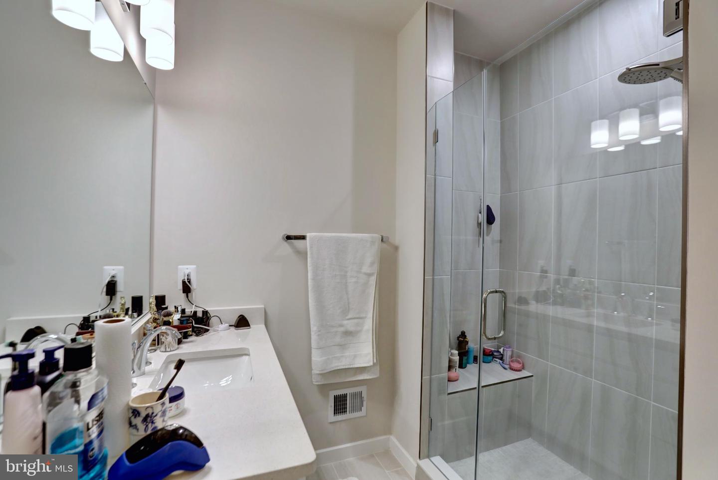 2135 GLACIER RD #90, HERNDON, Virginia 20170, 3 Bedrooms Bedrooms, ,2 BathroomsBathrooms,Residential,For sale,2135 GLACIER RD #90,VAFX2288776 MLS # VAFX2288776