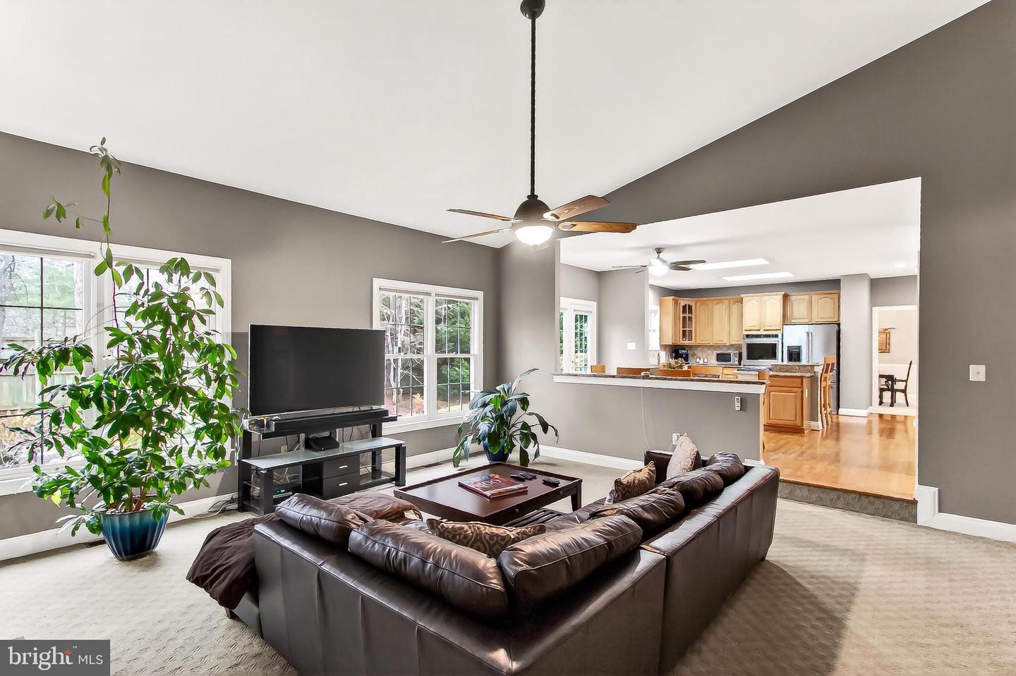 9629 NUTHATCH DR, FAIRFAX STATION, Virginia 22039, 4 Bedrooms Bedrooms, ,3 BathroomsBathrooms,Residential,For sale,9629 NUTHATCH DR,VAFX2288842 MLS # VAFX2288842