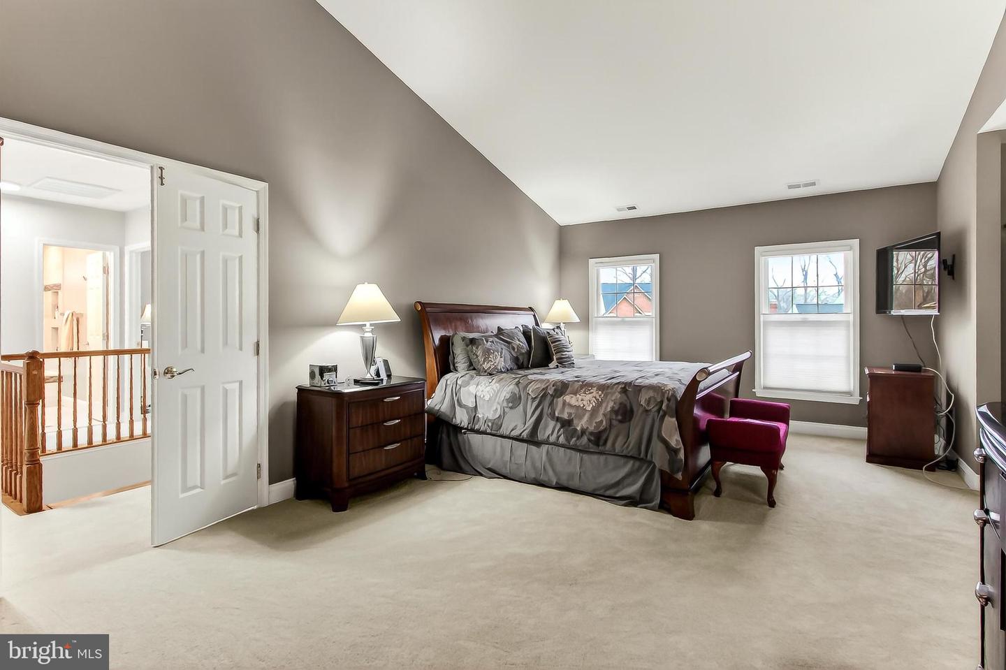 9629 NUTHATCH DR, FAIRFAX STATION, Virginia 22039, 4 Bedrooms Bedrooms, ,3 BathroomsBathrooms,Residential,For sale,9629 NUTHATCH DR,VAFX2288842 MLS # VAFX2288842