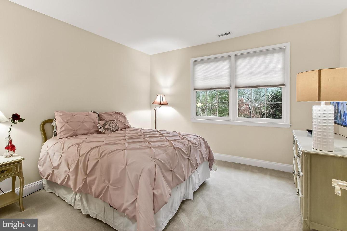 9629 NUTHATCH DR, FAIRFAX STATION, Virginia 22039, 4 Bedrooms Bedrooms, ,3 BathroomsBathrooms,Residential,For sale,9629 NUTHATCH DR,VAFX2288842 MLS # VAFX2288842