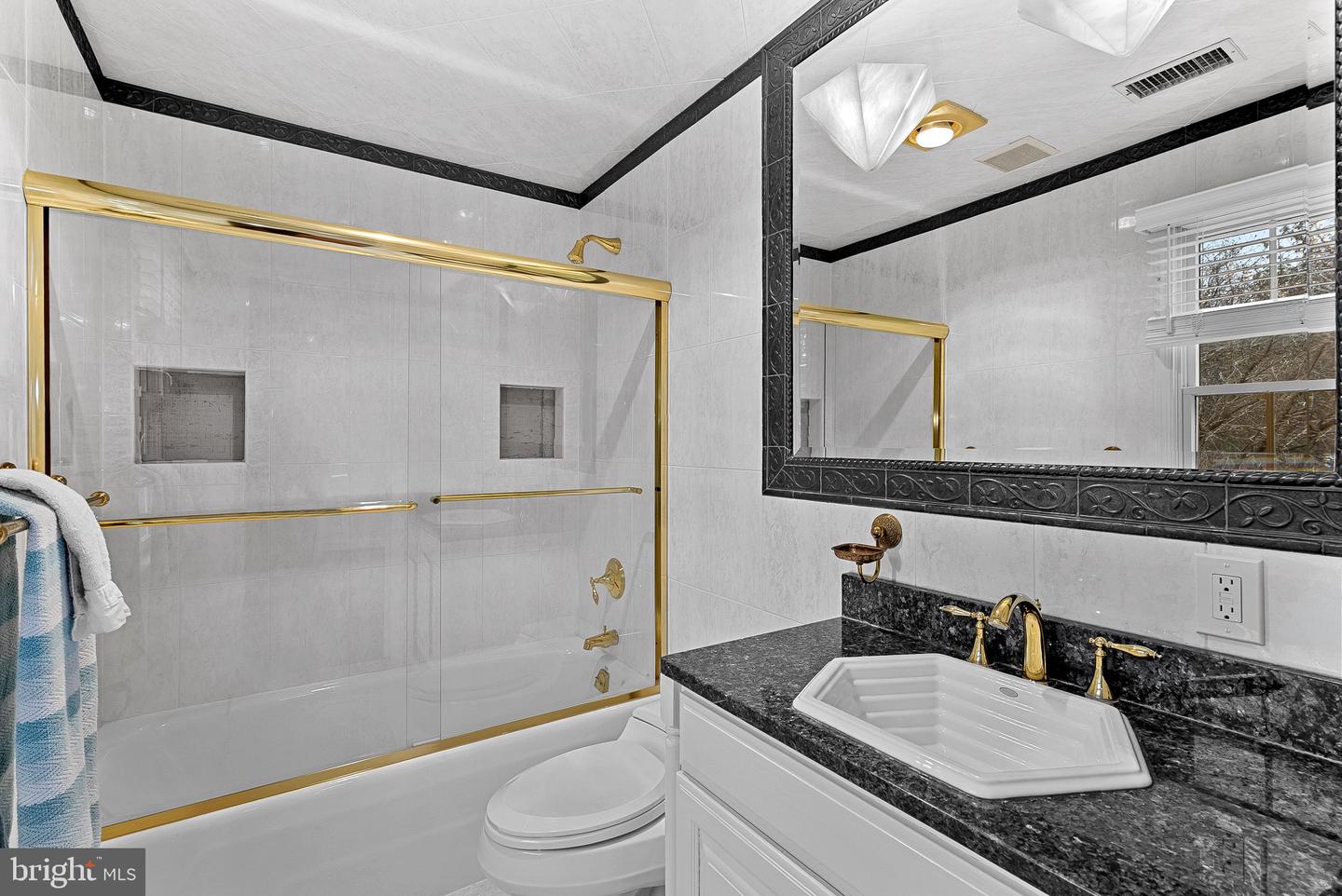 10317 BRITTENFORD DR, VIENNA, Virginia 22182, 6 Bedrooms Bedrooms, ,5 BathroomsBathrooms,Residential,For sale,10317 BRITTENFORD DR,VAFX2289136 MLS # VAFX2289136 10317 BRITTENFORD DR, VIENNA, Virginia 22182, 6 Bedrooms Bedrooms, ,5 BathroomsBathrooms,Residential,For sale,10317 BRITTENFORD DR,VAFX2289136 MLS # VAFX2289136