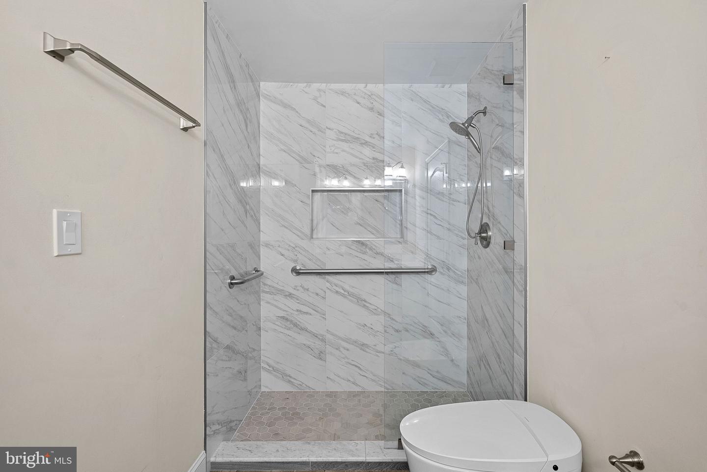 10317 BRITTENFORD DR, VIENNA, Virginia 22182, 6 Bedrooms Bedrooms, ,5 BathroomsBathrooms,Residential,For sale,10317 BRITTENFORD DR,VAFX2289136 MLS # VAFX2289136 10317 BRITTENFORD DR, VIENNA, Virginia 22182, 6 Bedrooms Bedrooms, ,5 BathroomsBathrooms,Residential,For sale,10317 BRITTENFORD DR,VAFX2289136 MLS # VAFX2289136